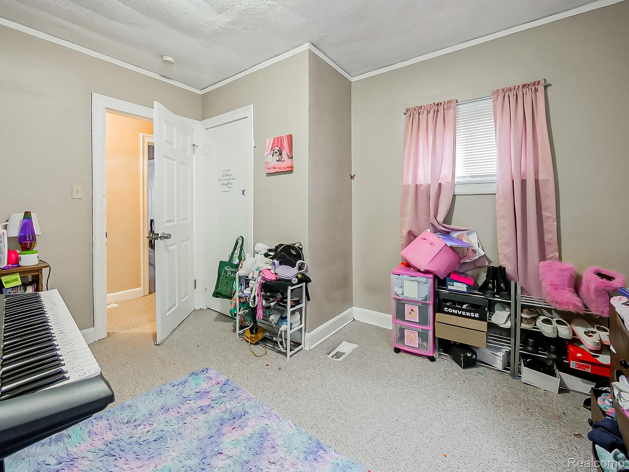 4826 Yorkshire Road Property Photo 11