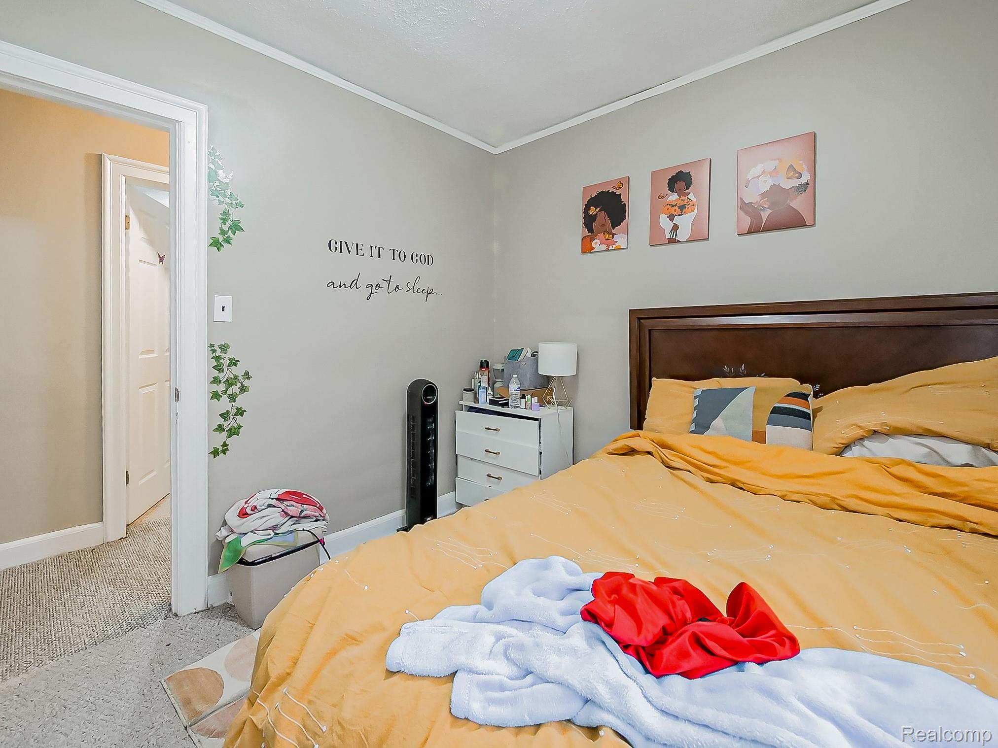 4826 Yorkshire Road Property Photo 13