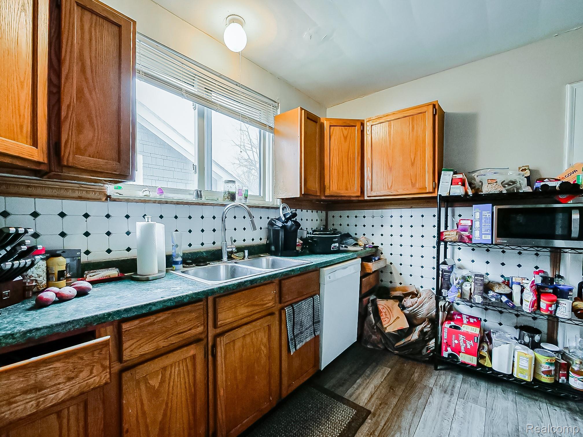 4826 Yorkshire Road Property Photo 21