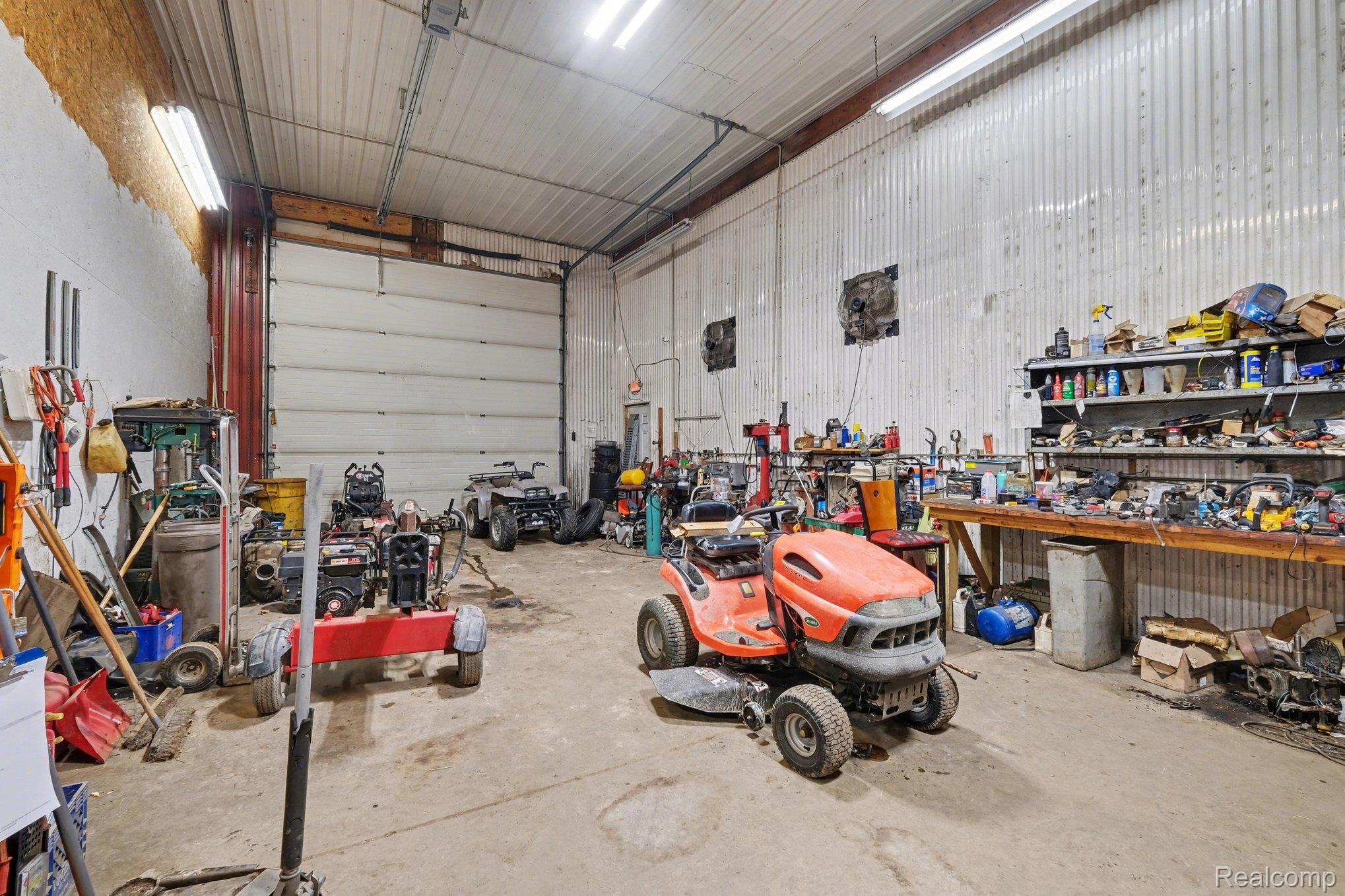 7320 E M 71 Property Photo 14