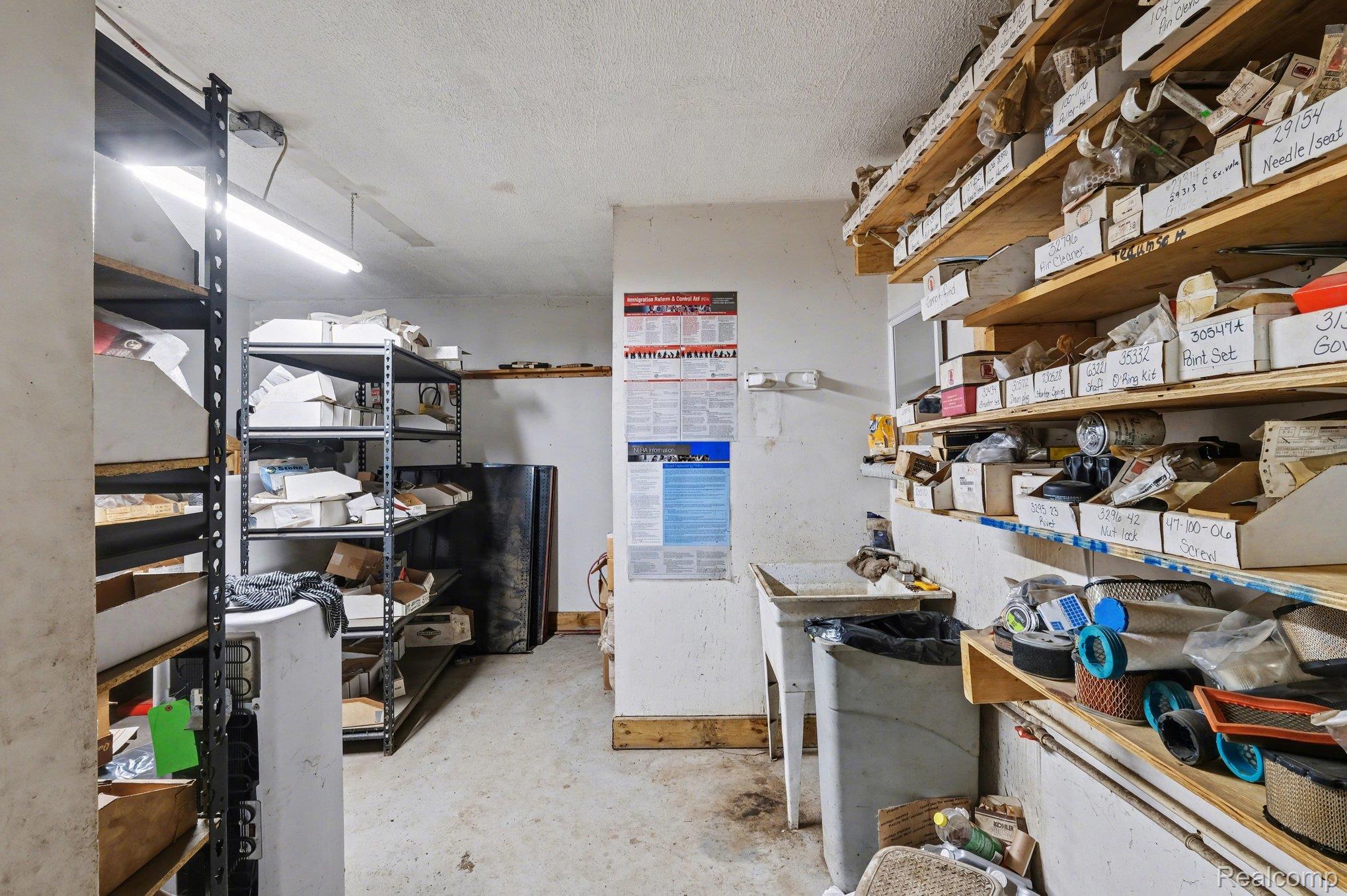 7320 E M 71 Property Photo 18