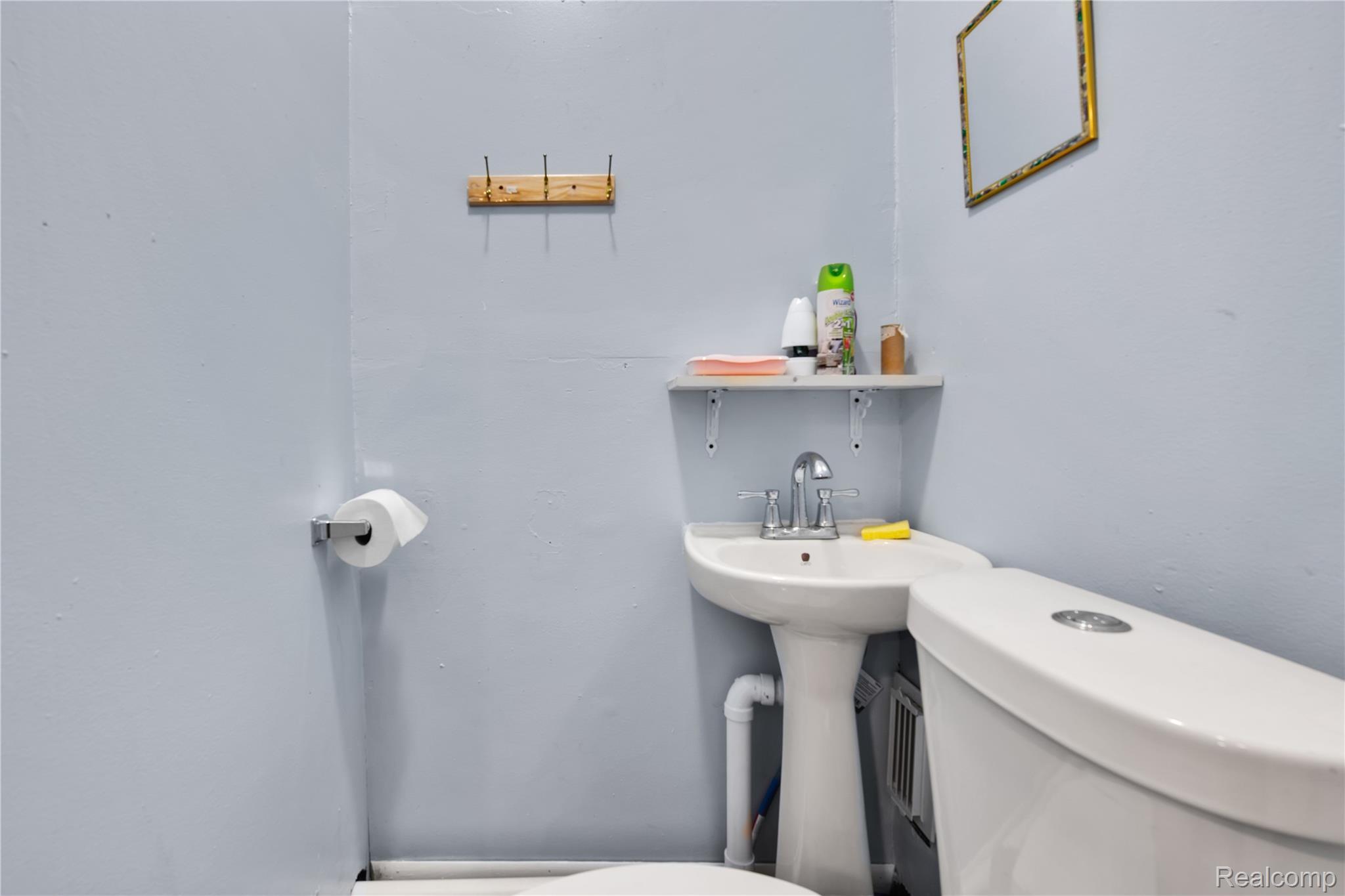 3368 Evaline Street Property Photo 7