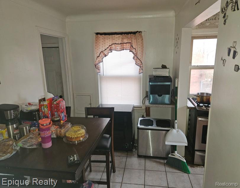 16069 Carlisle Street Property Photo 6