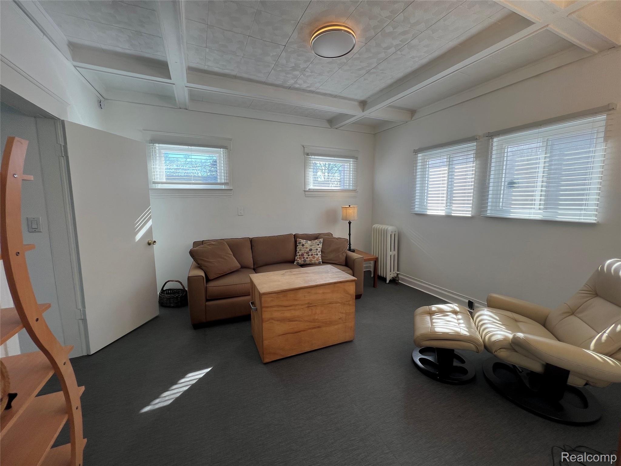 1103 S Washington Avenue Property Photo 14