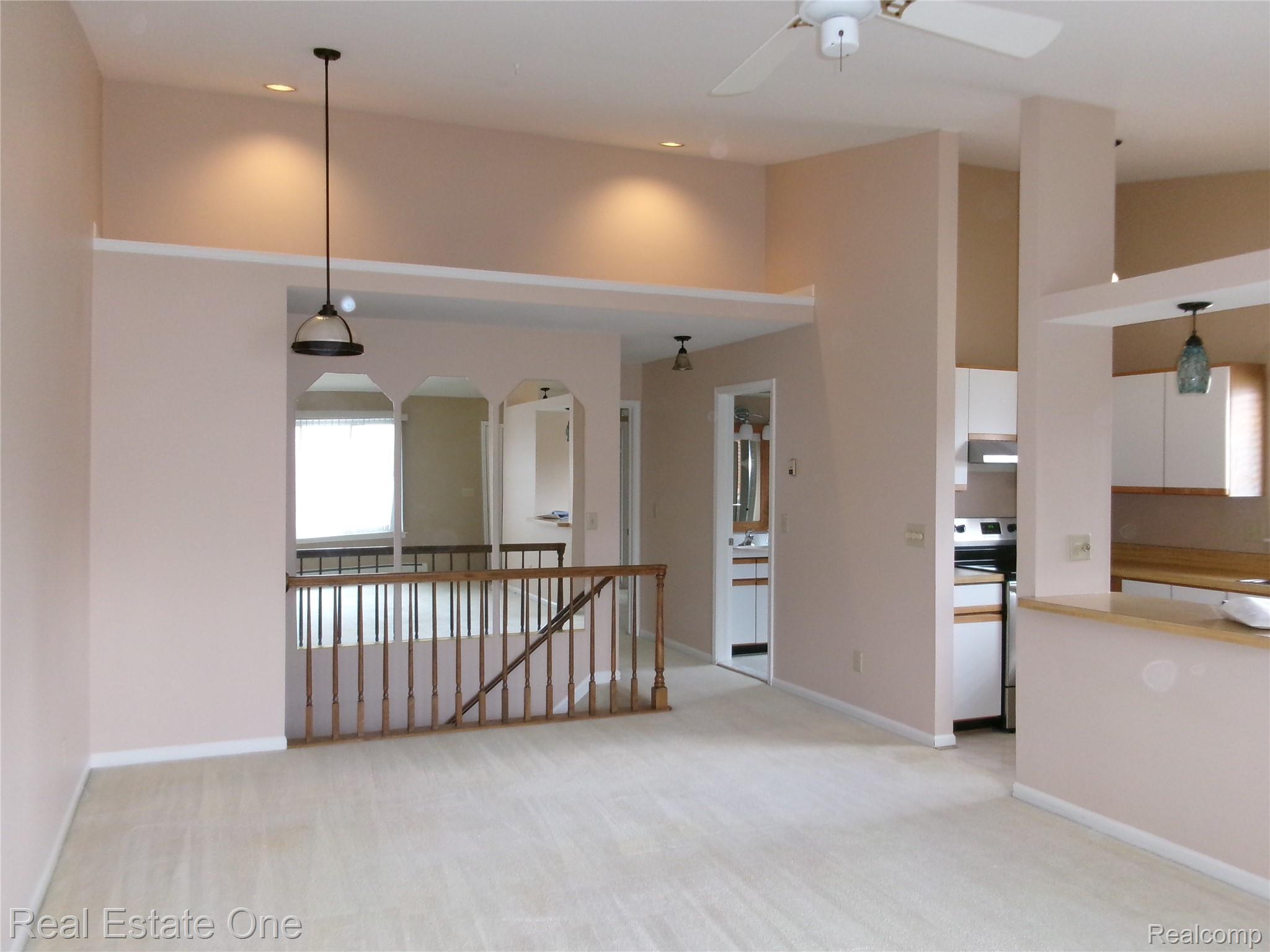 25832 Lexington 6 Property Photo 8