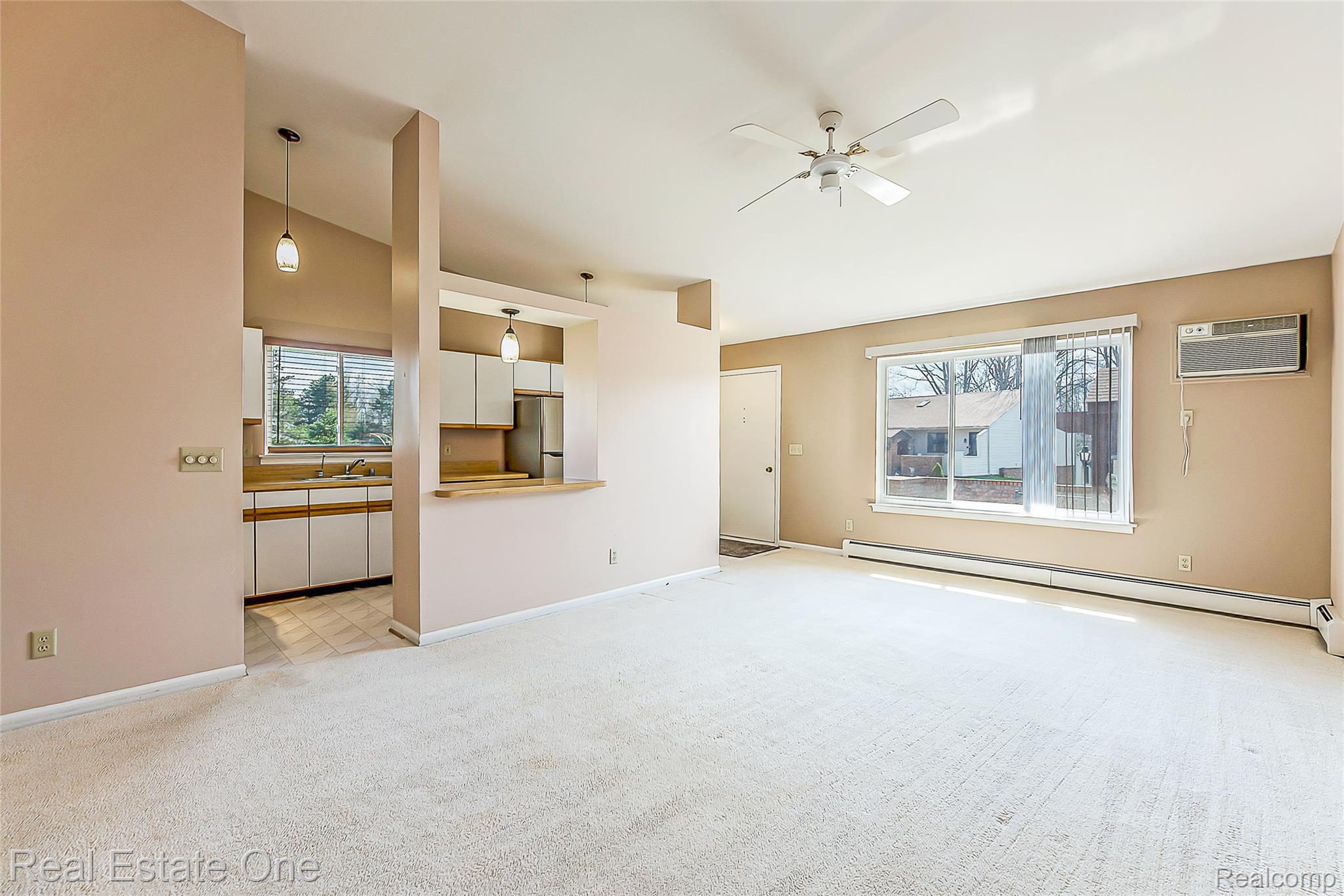 25832 Lexington 6 Property Photo 17