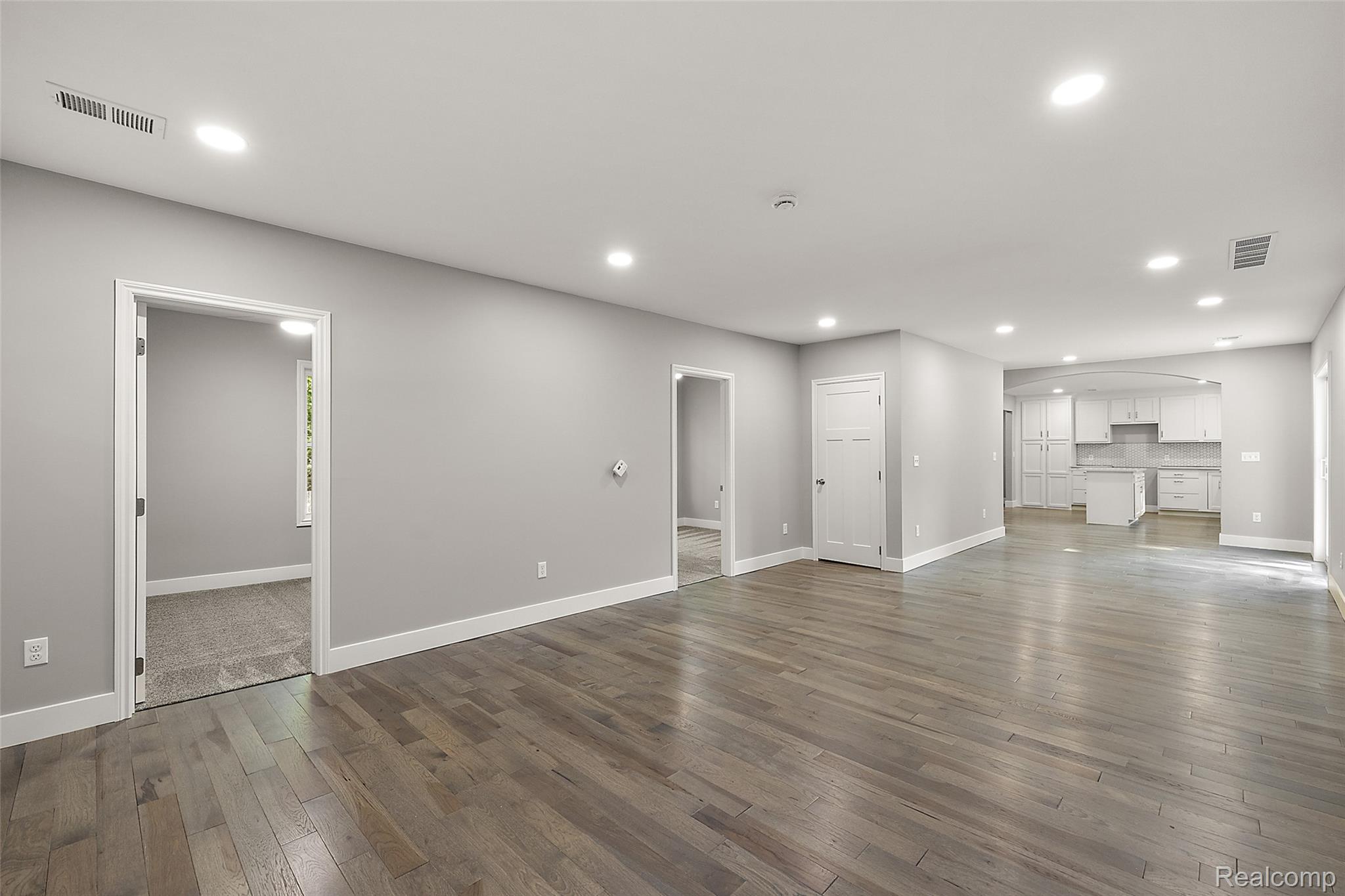 5771 Gratiot Avenue Property Photo 23