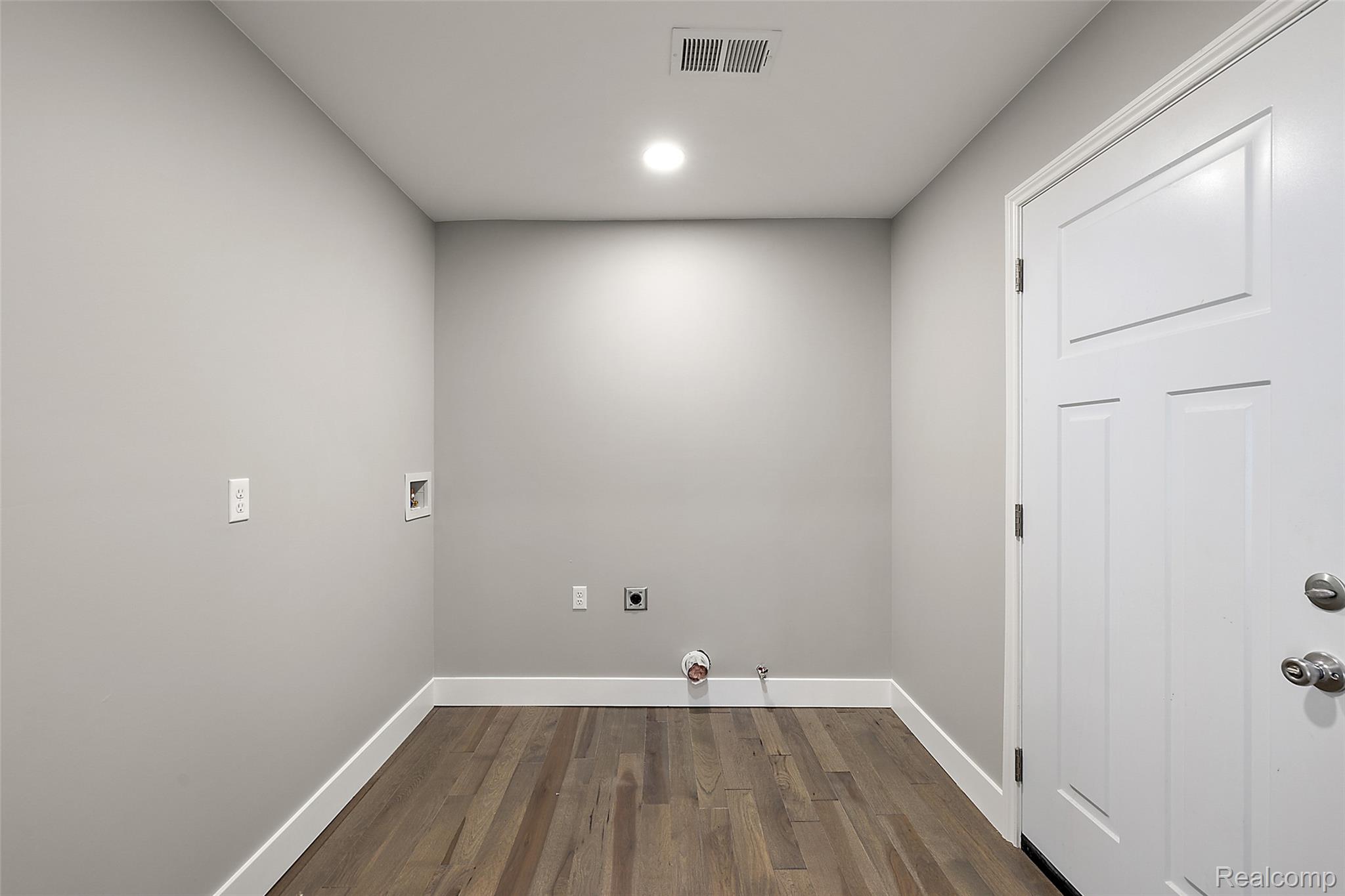 5771 Gratiot Avenue Property Photo 35