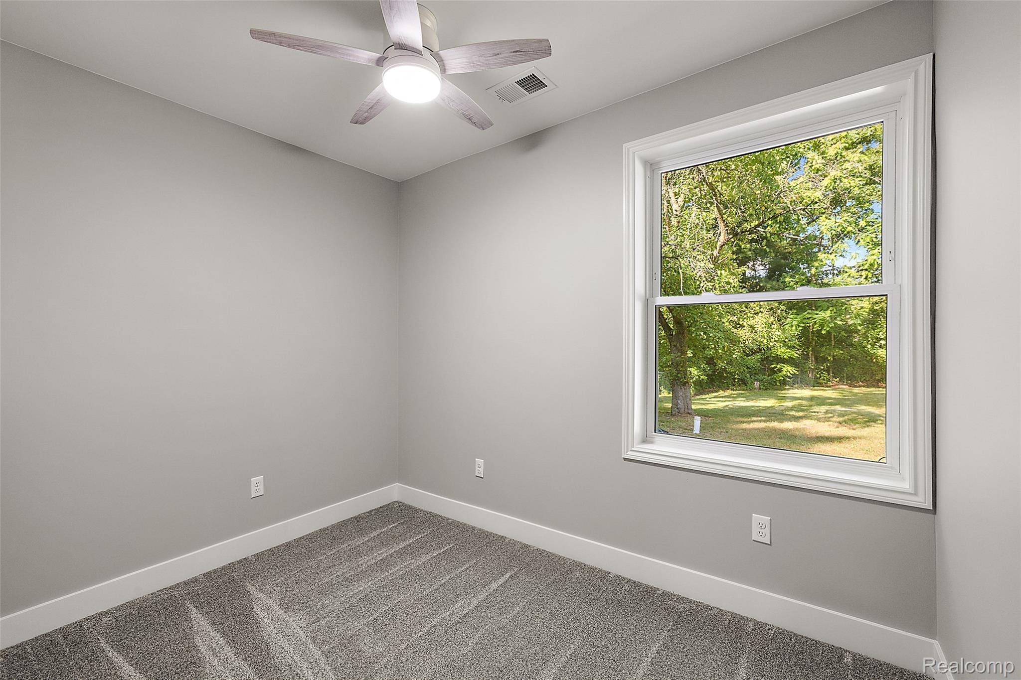 5771 Gratiot Avenue Property Photo 47