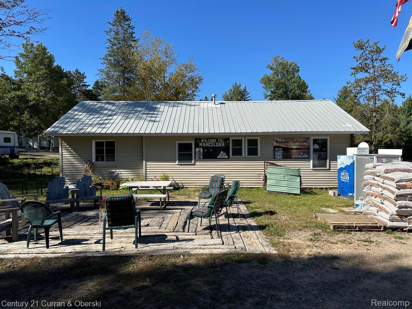 11380 Starvation Lake Road Property Photo 4