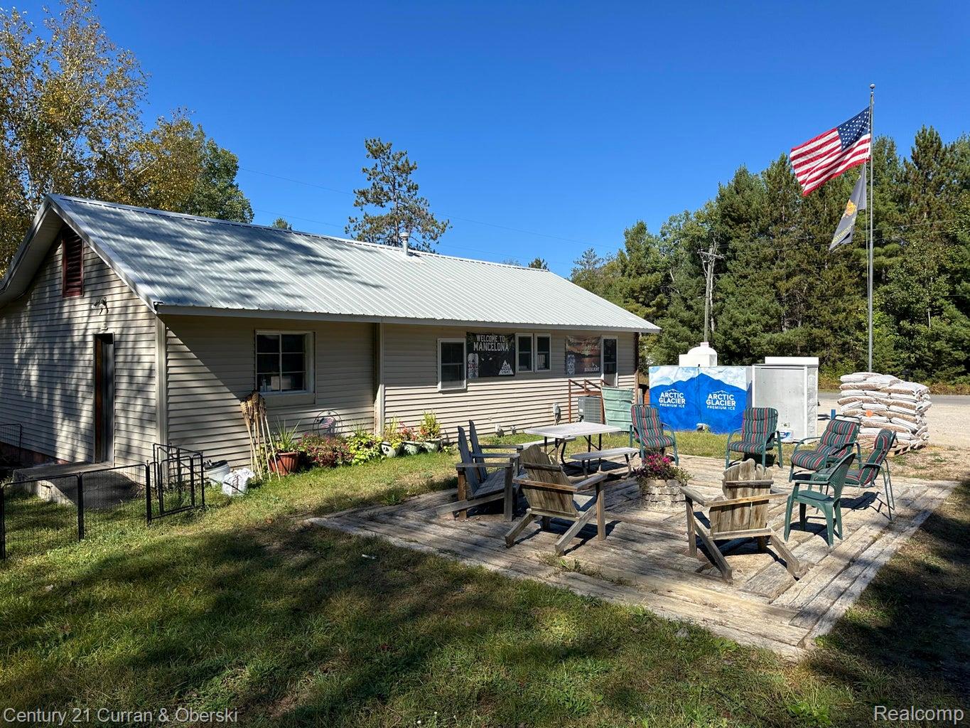 11380 Starvation Lake Road Property Photo 7