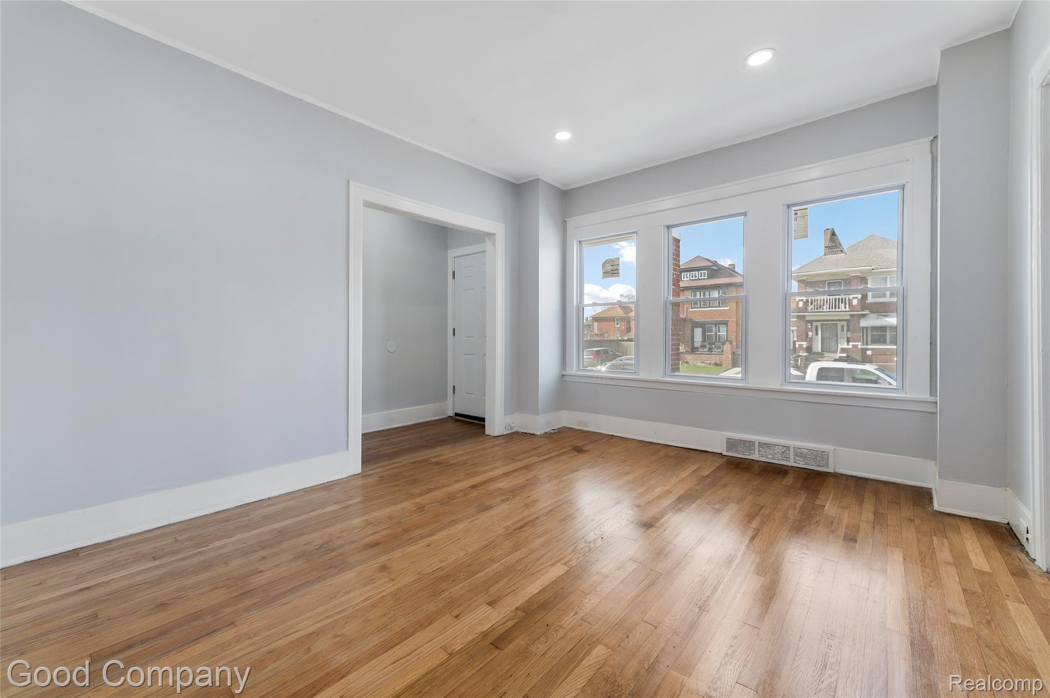 4003 Pingree Street Property Photo 4