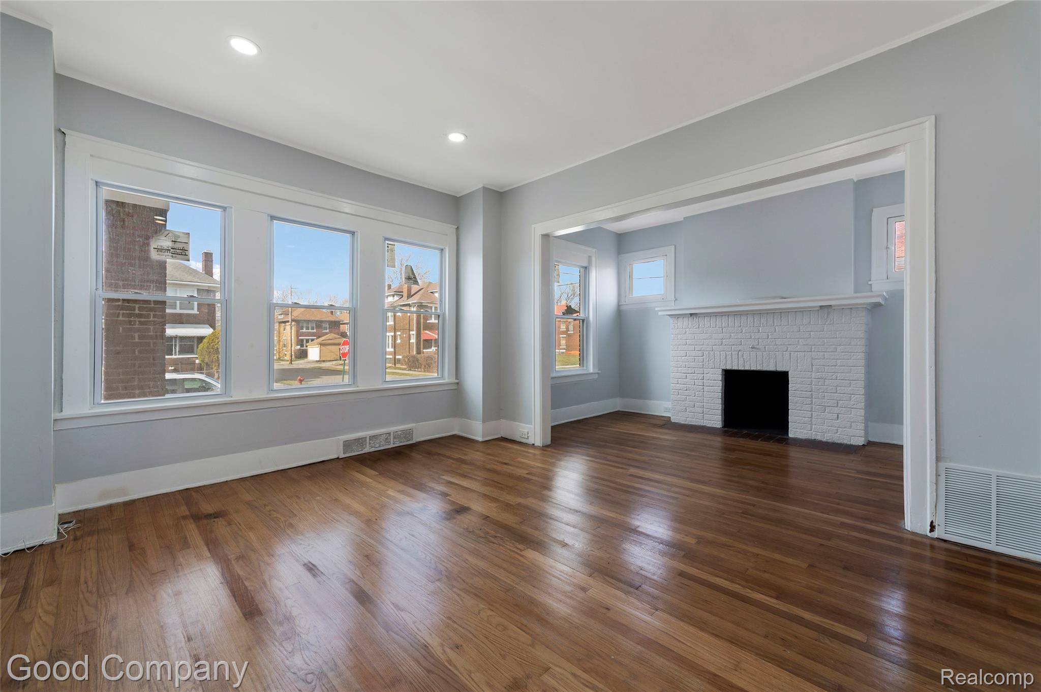 4003 Pingree Street Property Photo 6