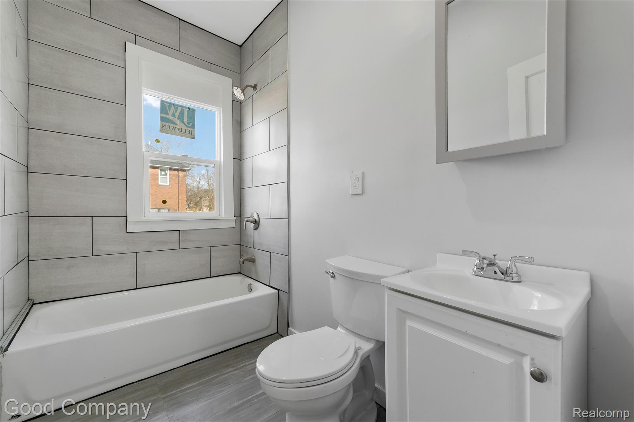4003 Pingree Street Property Photo 11