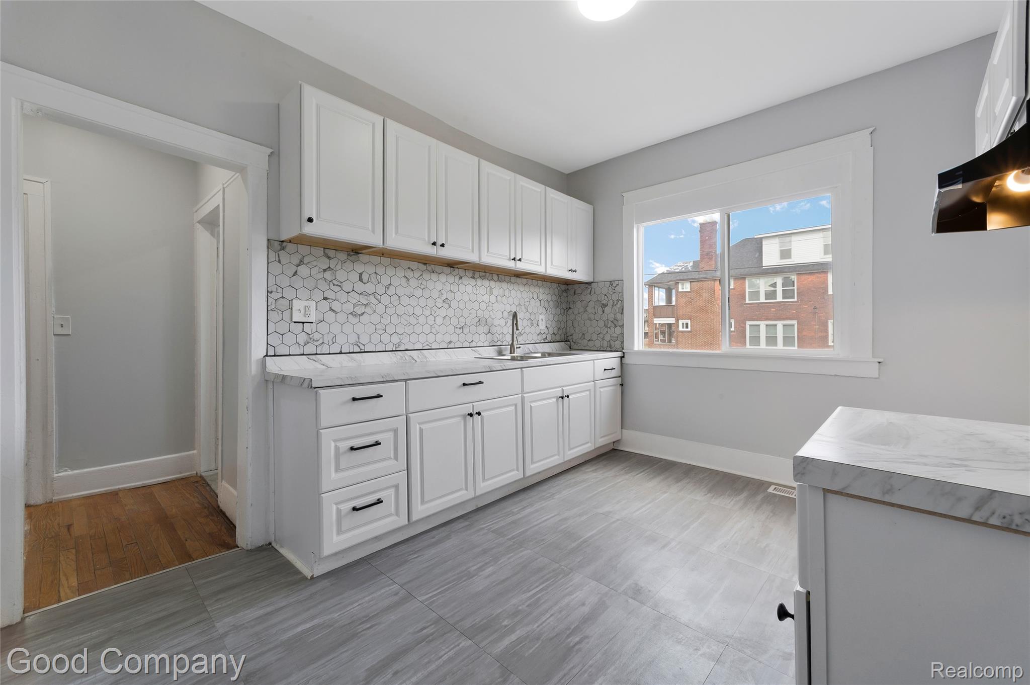 4003 Pingree Street Property Photo 14