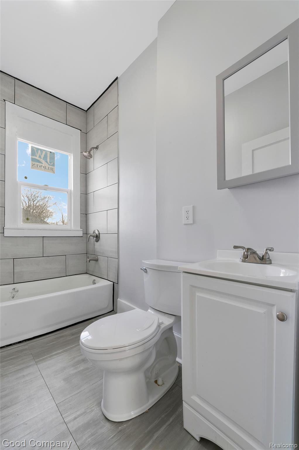 4003 Pingree Street Property Photo 34