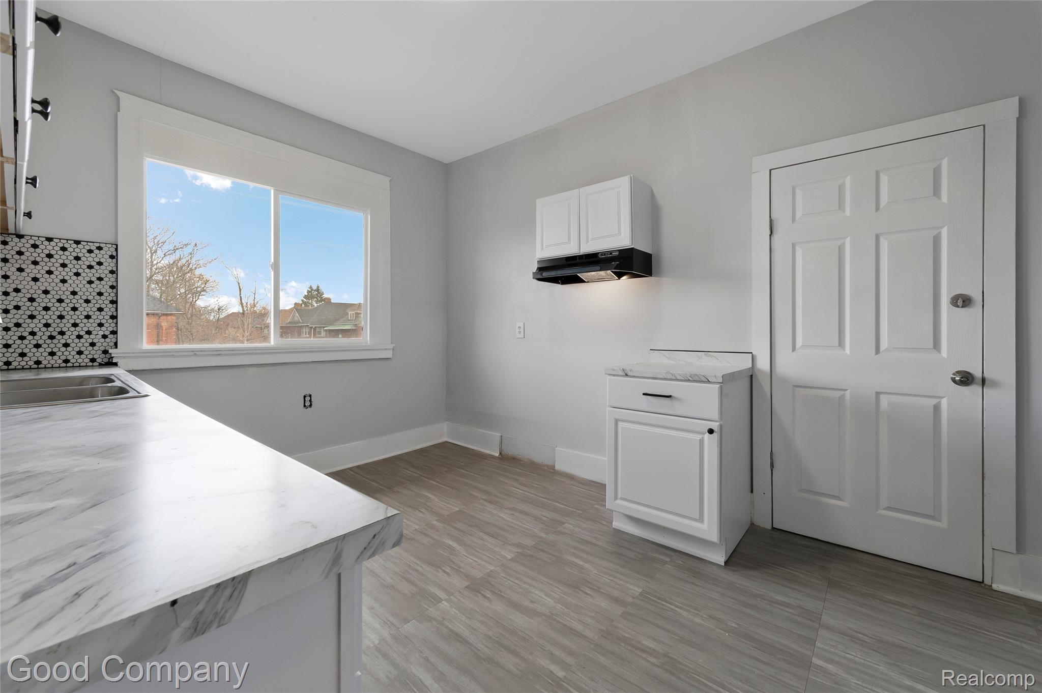 4003 Pingree Street Property Photo 35