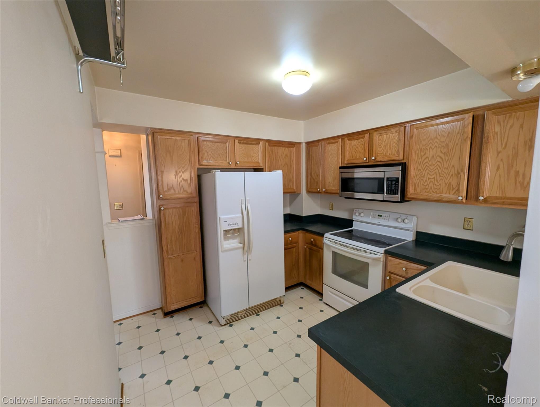 7896 Rivergate Drive 19 Property Photo 10