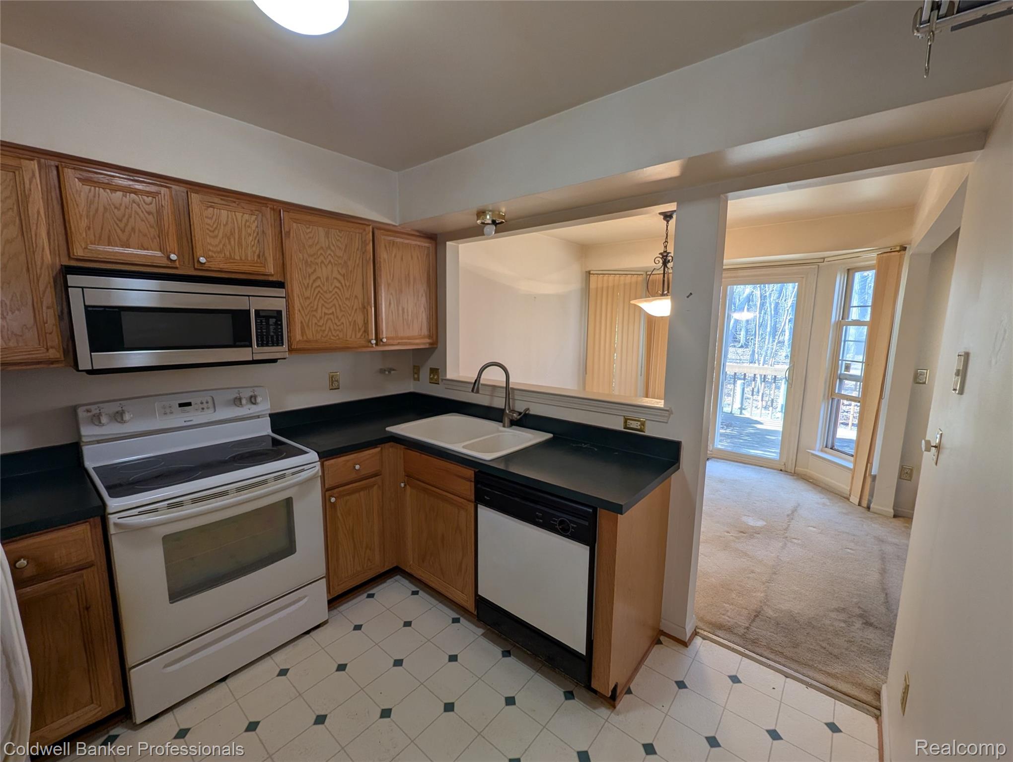 7896 Rivergate Drive 19 Property Photo 12
