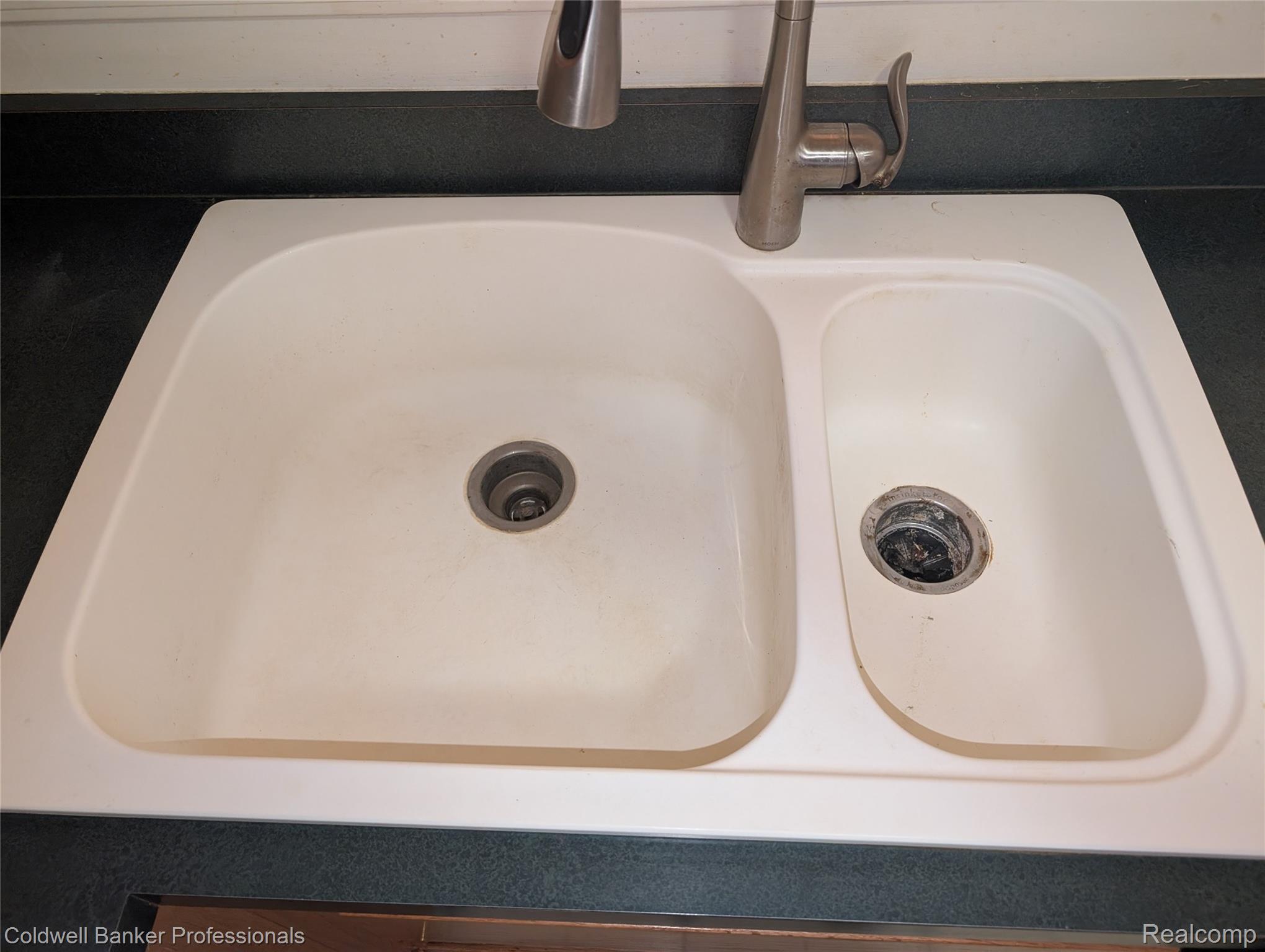 7896 Rivergate Drive 19 Property Photo 14