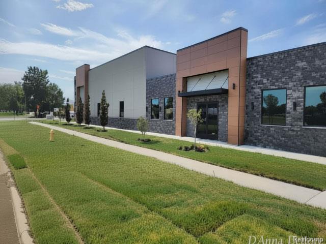 34001 Groesbeck Highway Property Photo 1