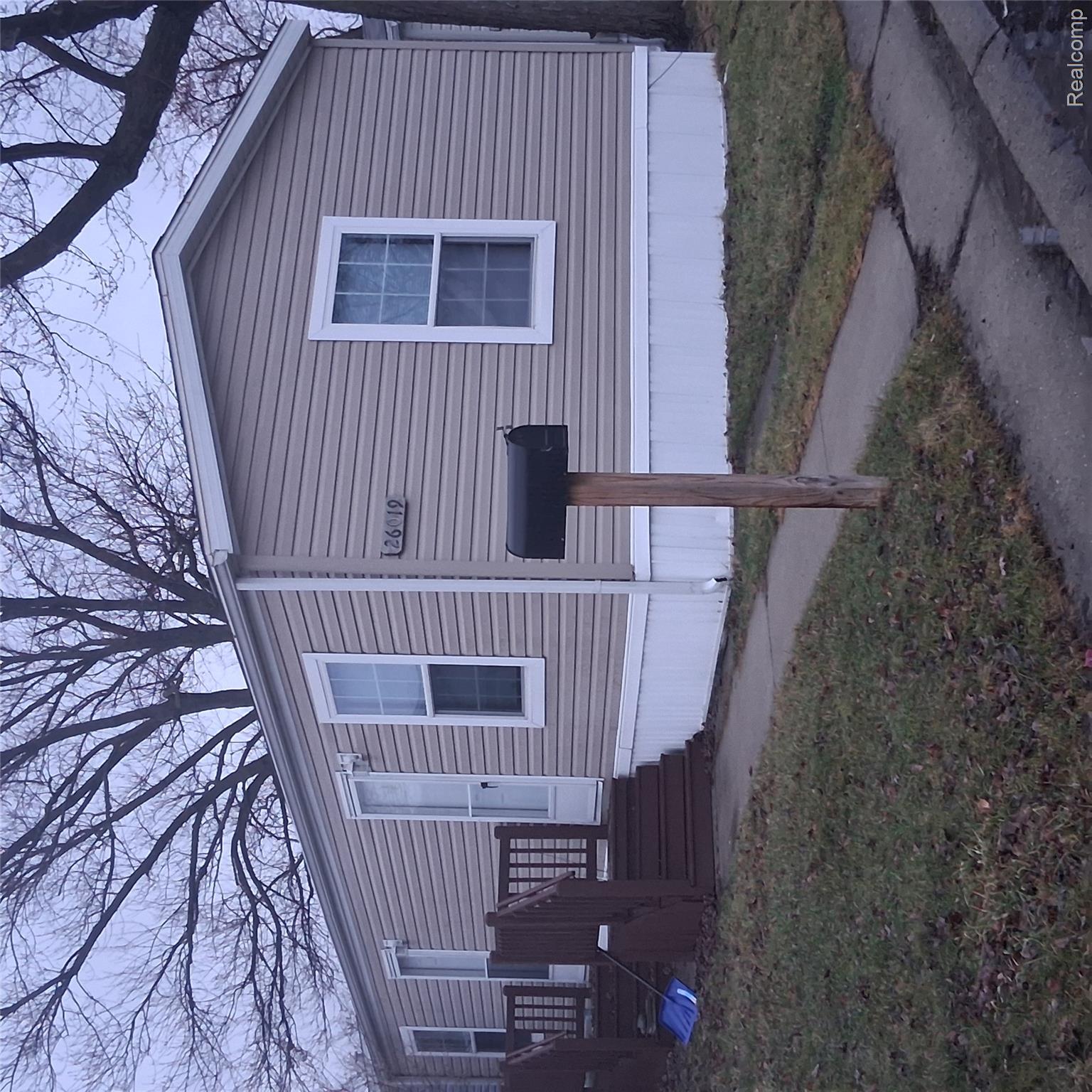 26019 3rd St, #119 Property Photo 1