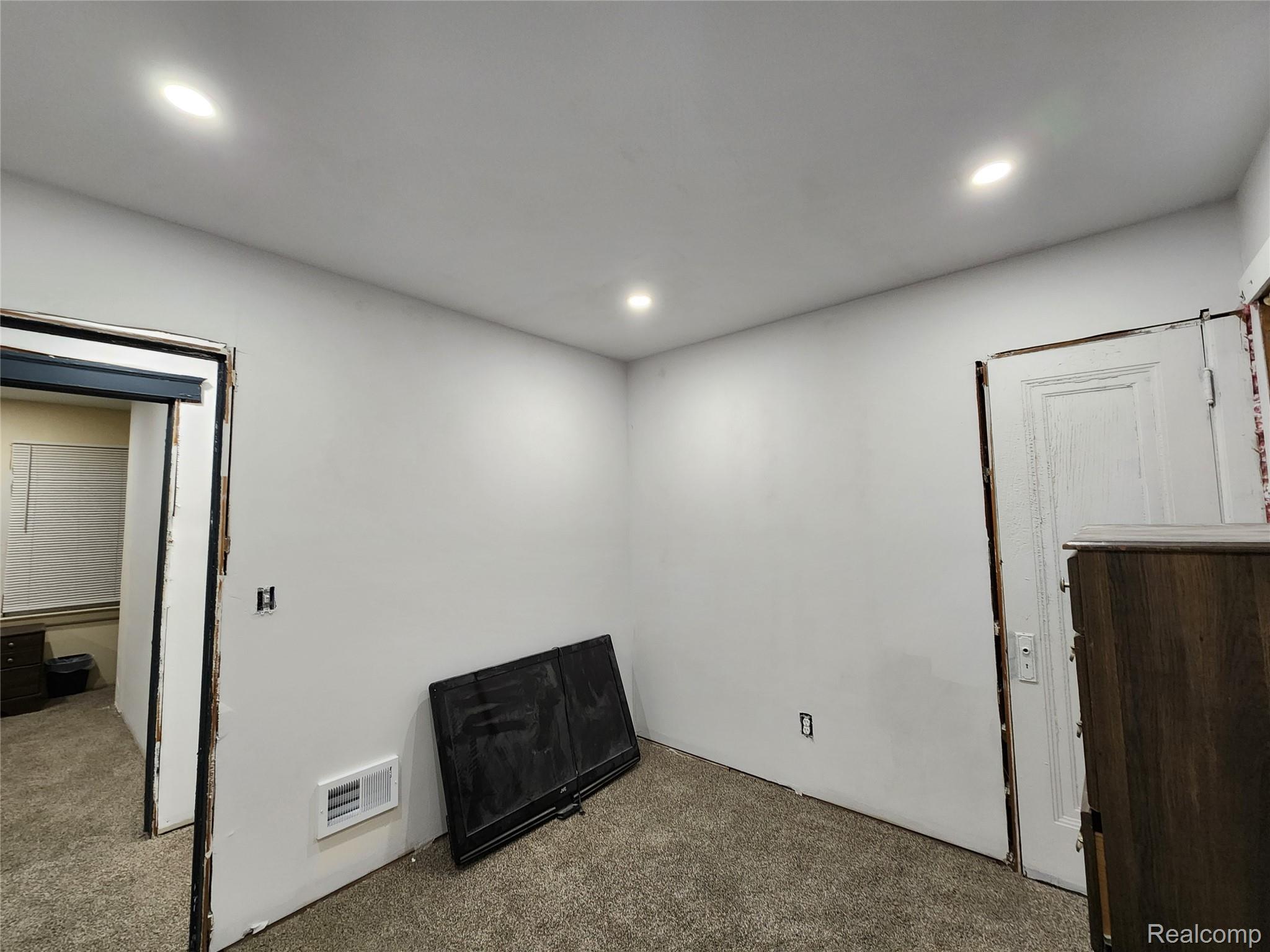 15700 Mark Twain Street Property Photo 31