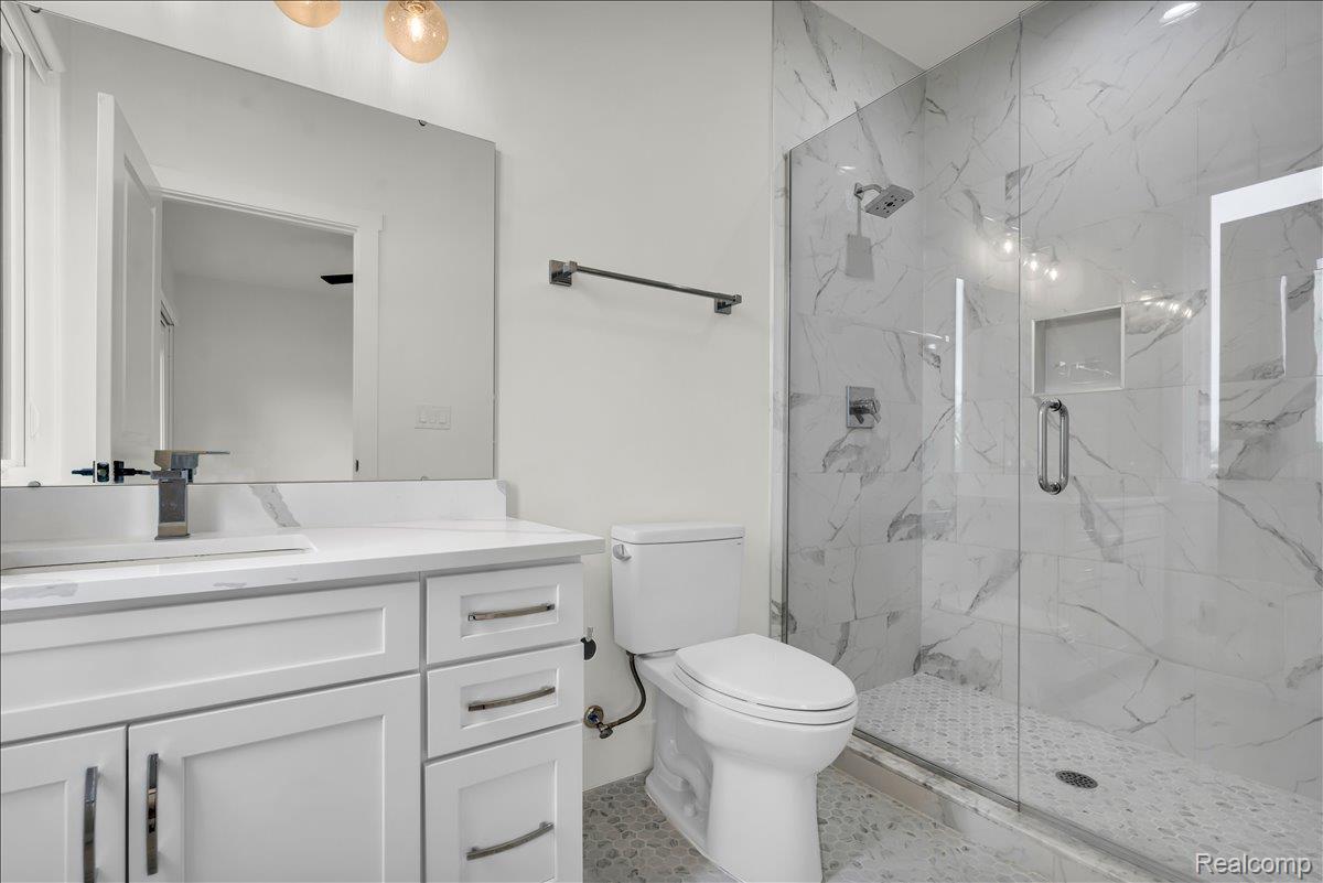 2037 11th Street 9 Property Photo 20