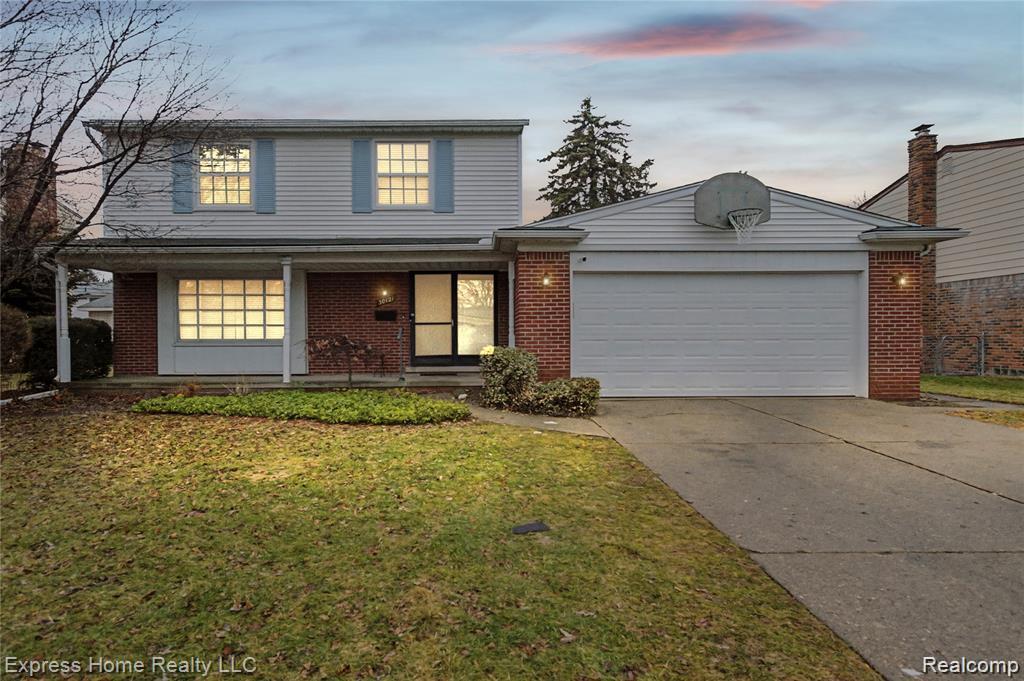30121 Woodhouse Drive Property Photo 1