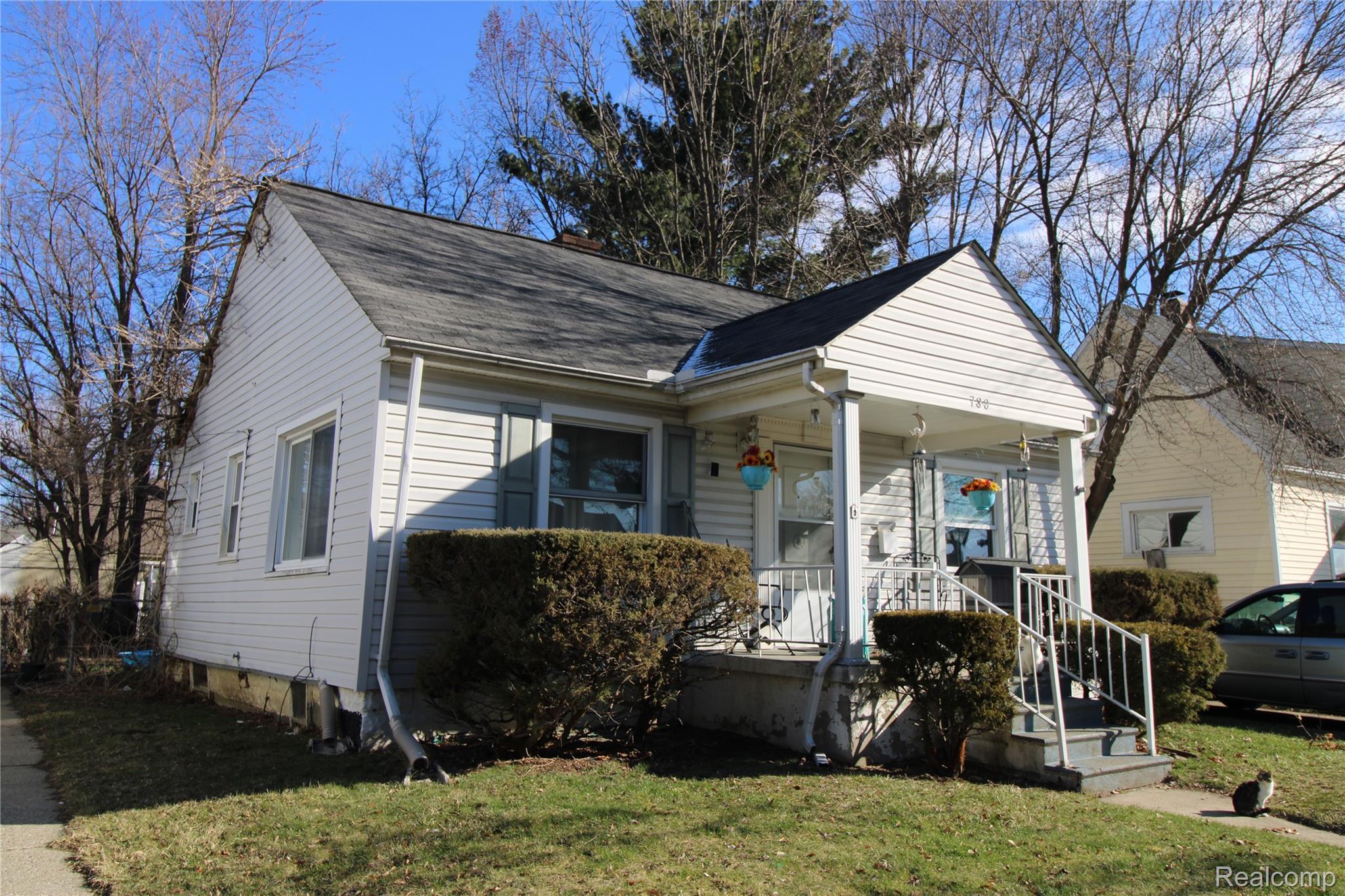 730 Alvord Avenue Property Photo 3
