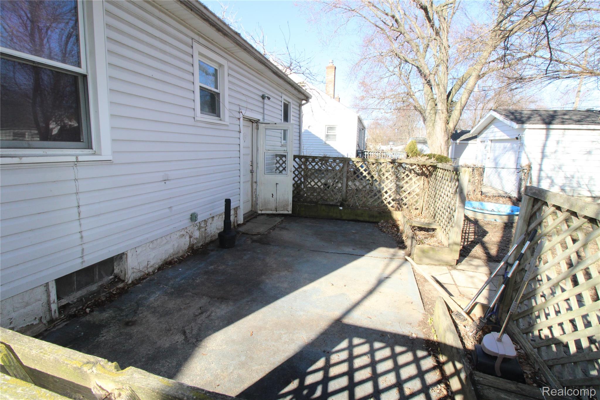 730 Alvord Avenue Property Photo 7