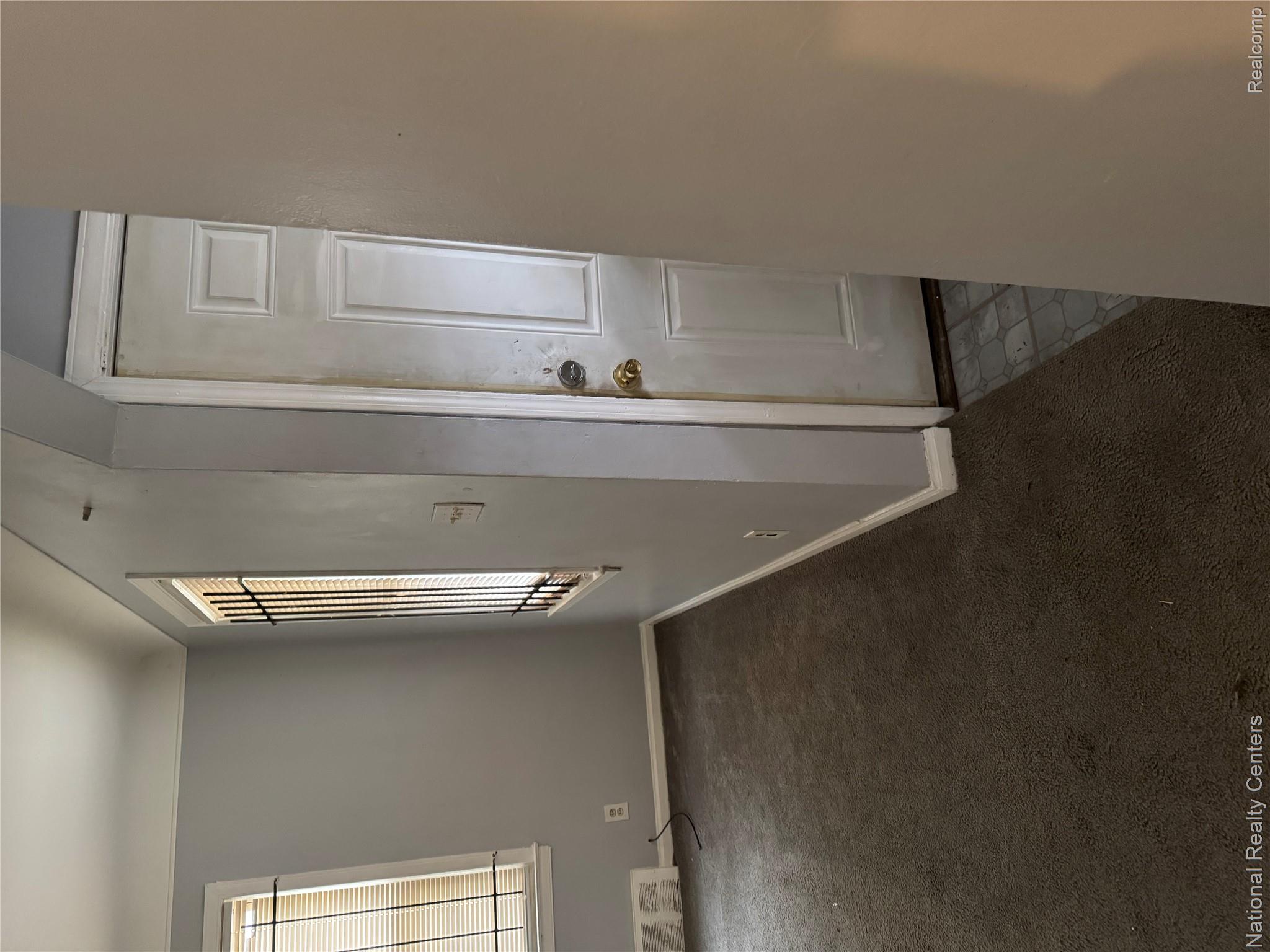 9131 Birwood Street Property Photo 3