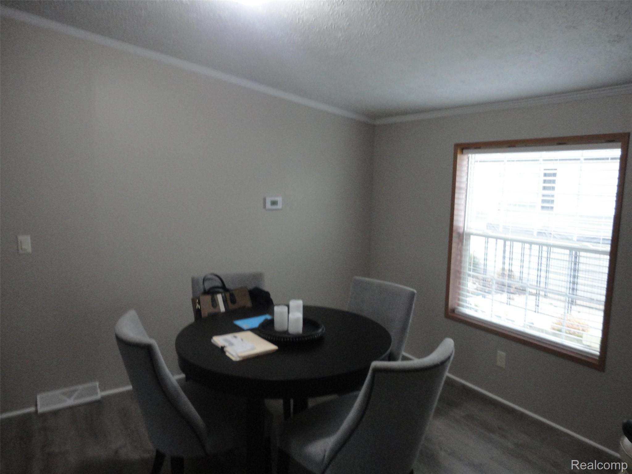 923 Stevens Trail Property Photo 6