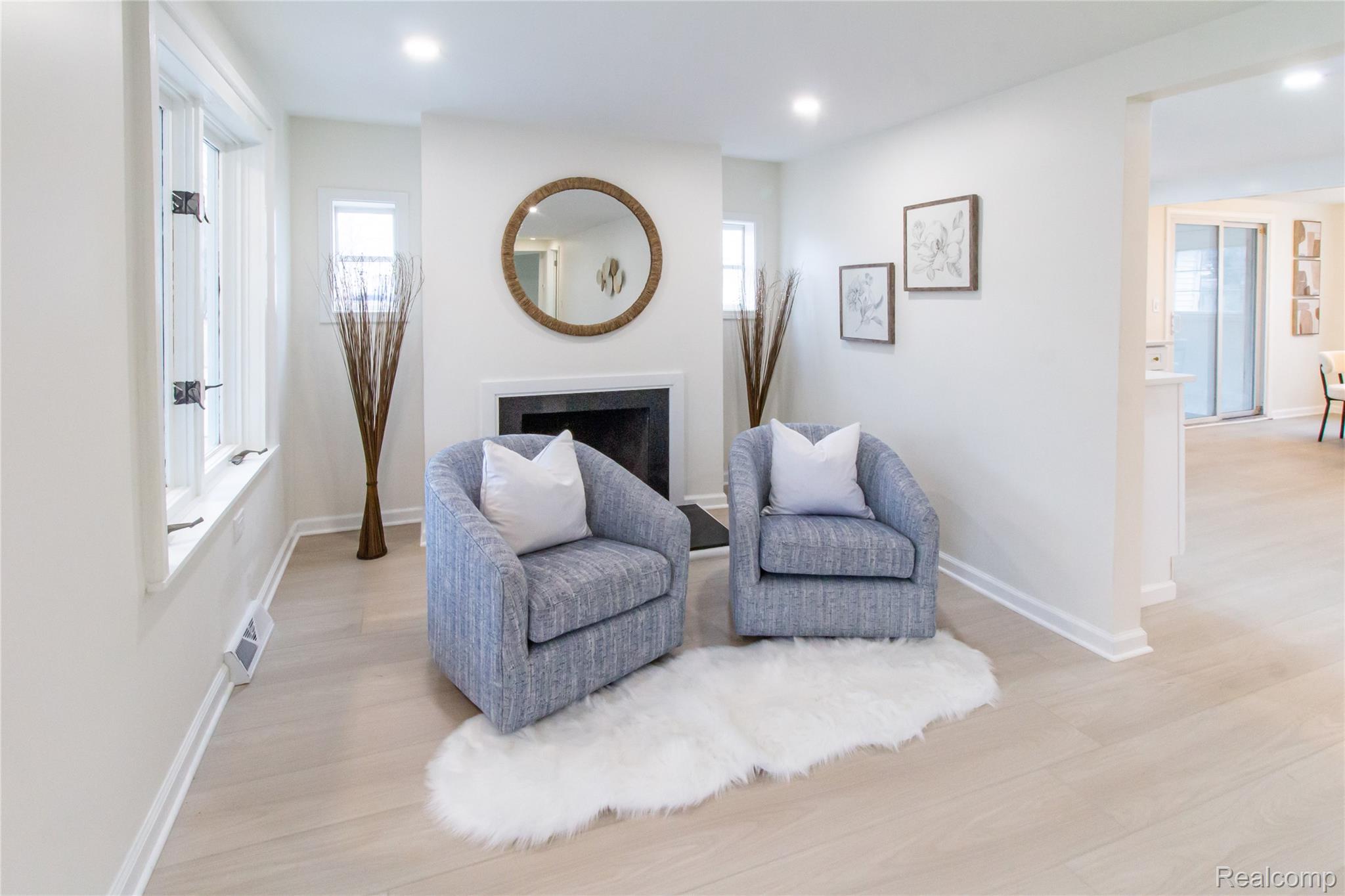 23106 Springbrook Drive Property Photo 10