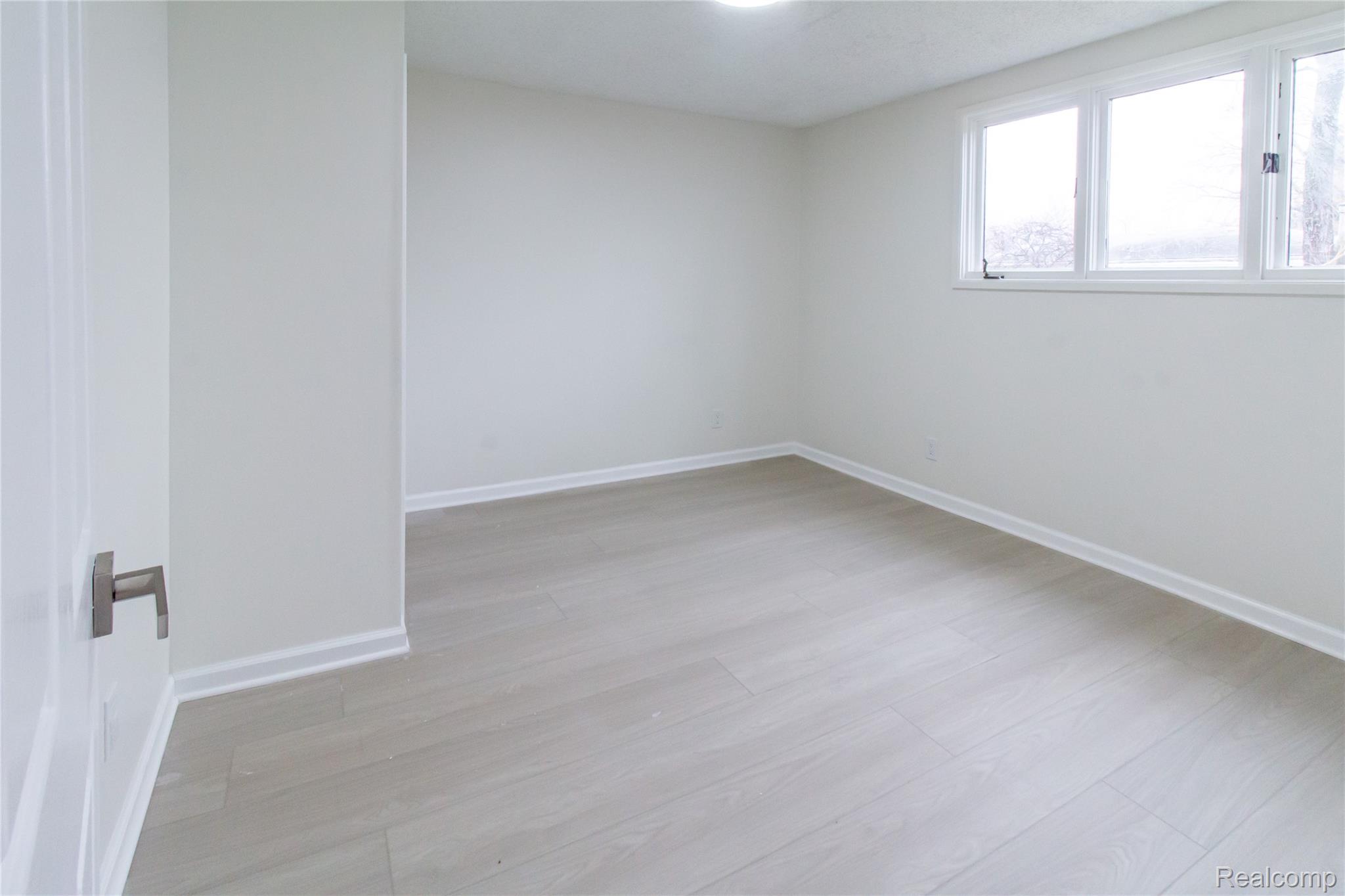 23106 Springbrook Drive Property Photo 45