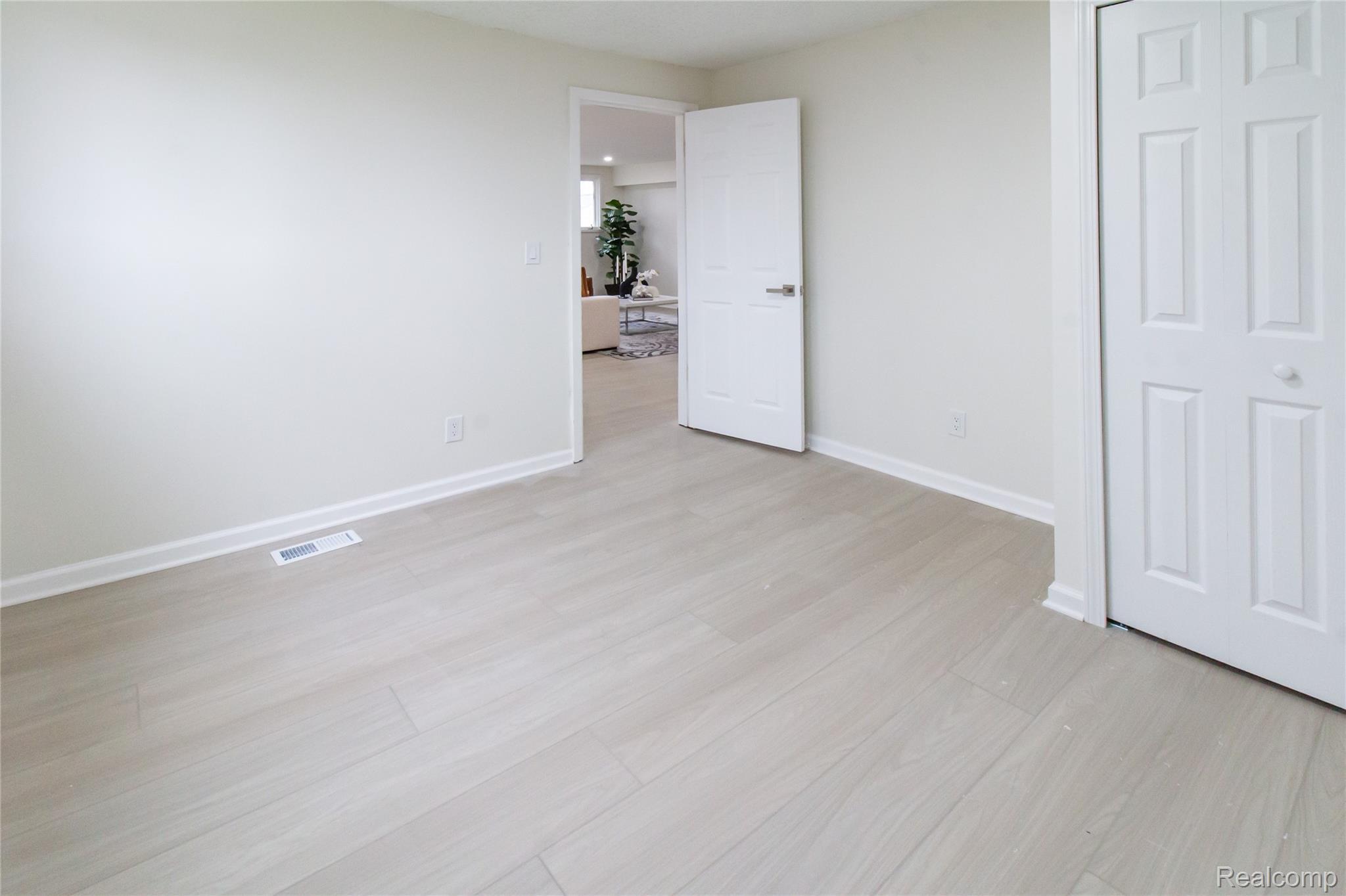 23106 Springbrook Drive Property Photo 46