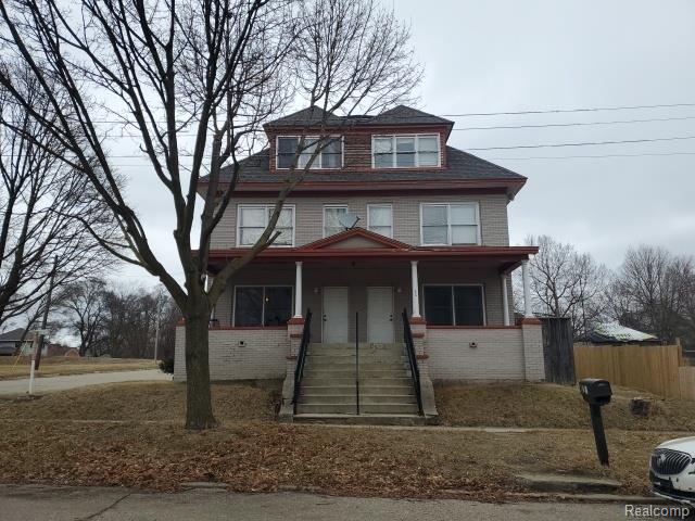 626 Begole Street Property Photo 2