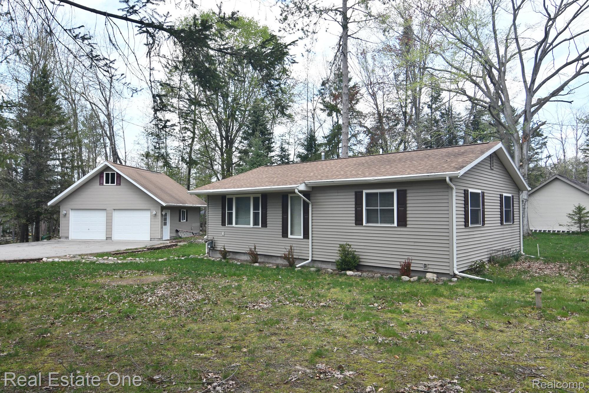 4284 N Norway Road Property Photo 1