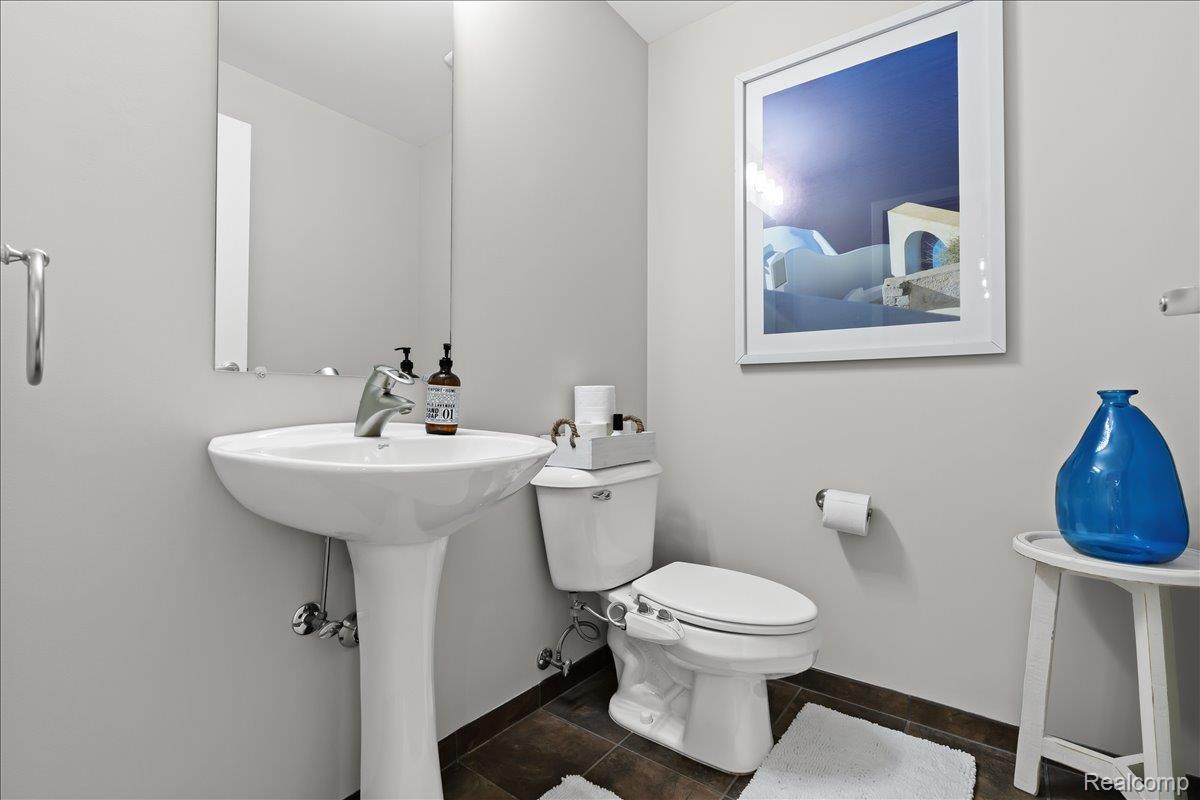 432 S Washington Avenue 1506 Property Photo 12