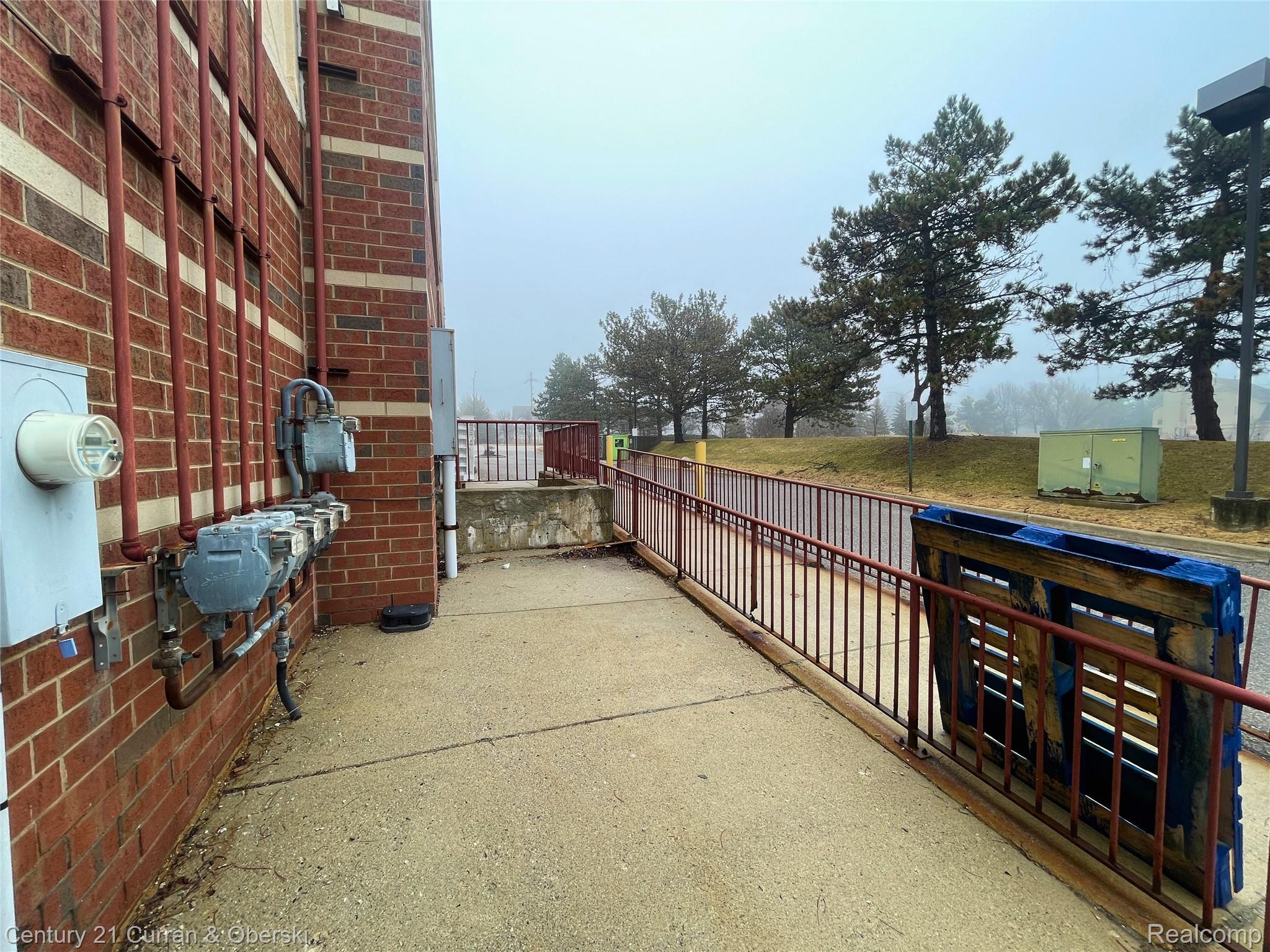 2057 South Boulevard Property Photo 25