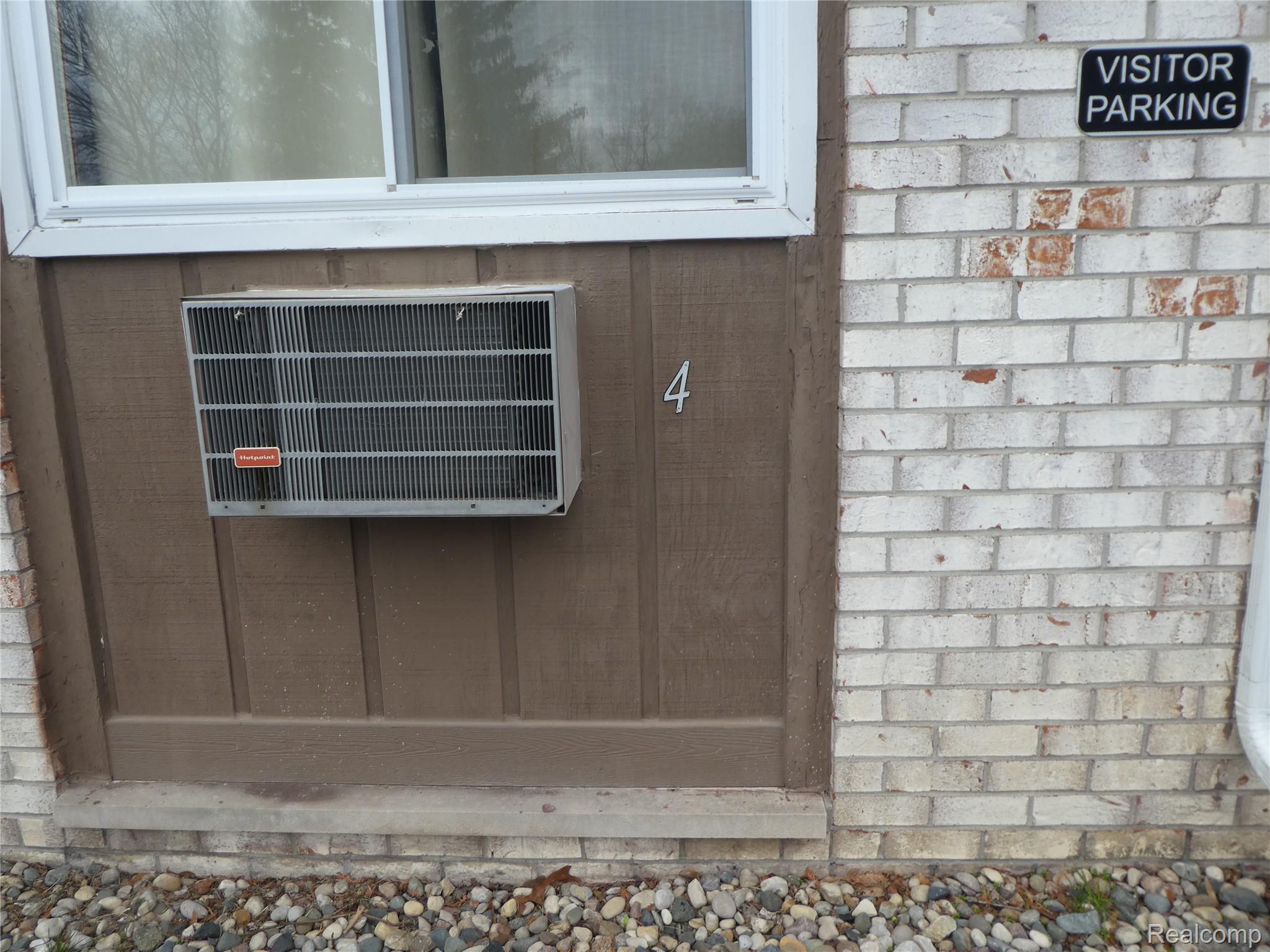 7482 Woodview Street 4 Property Photo 3