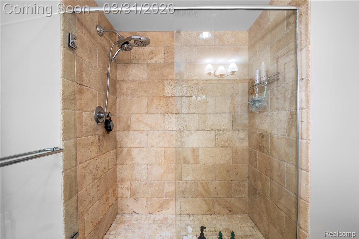 525 W Lafayette Boulevard 21c Property Photo 15