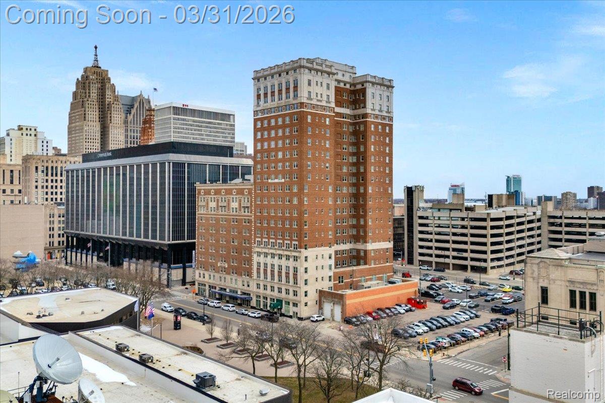525 W Lafayette Boulevard 21c Property Photo 28