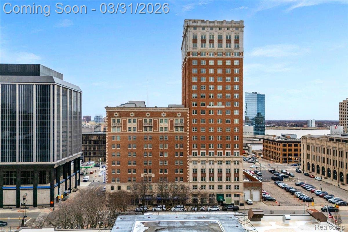 525 W Lafayette Boulevard 21c Property Photo 32