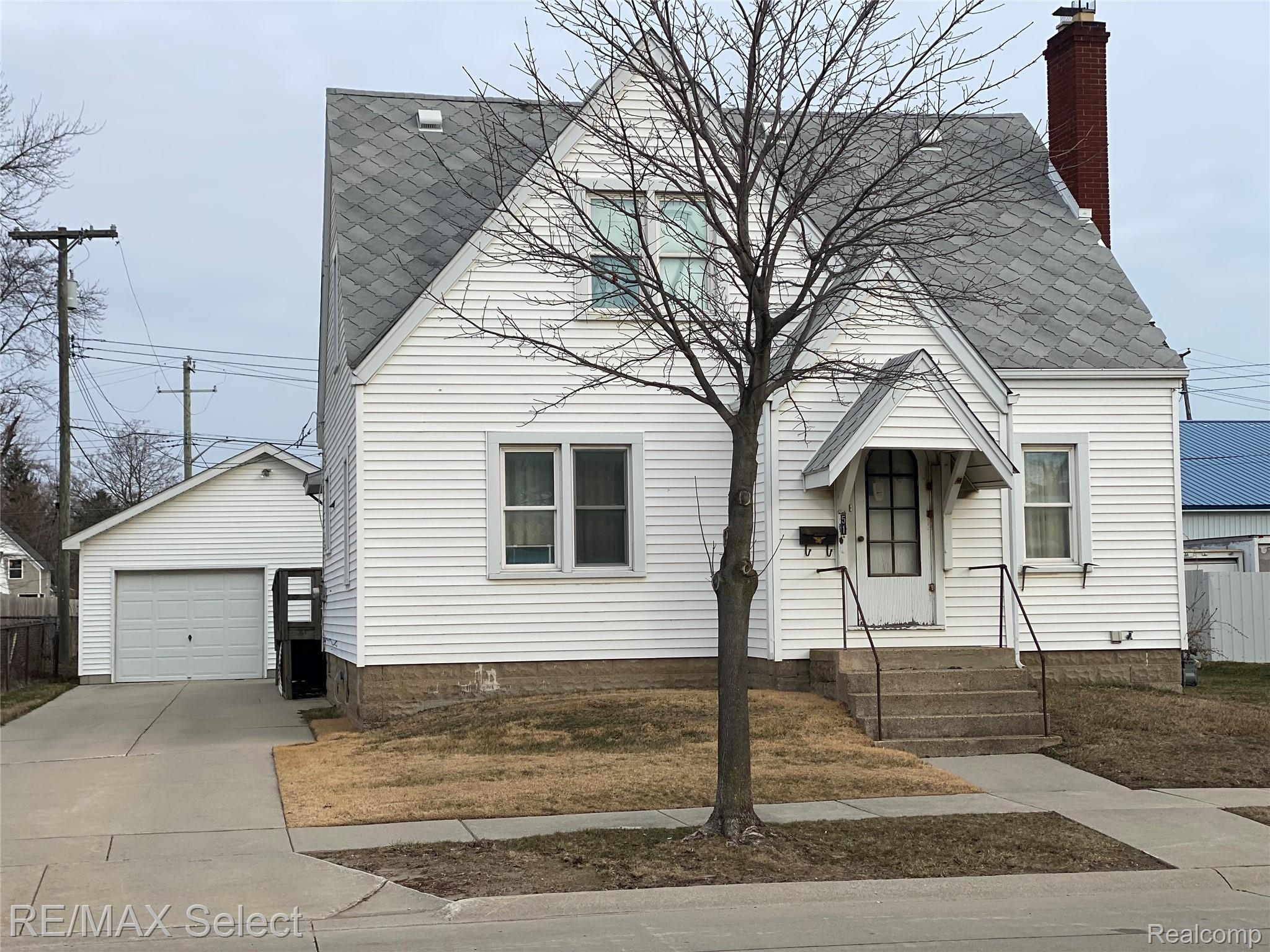 51 Runnels Street Property Photo 1