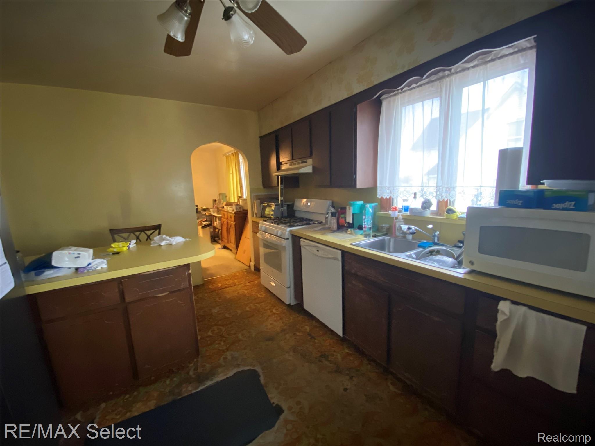 51 Runnels Street Property Photo 8