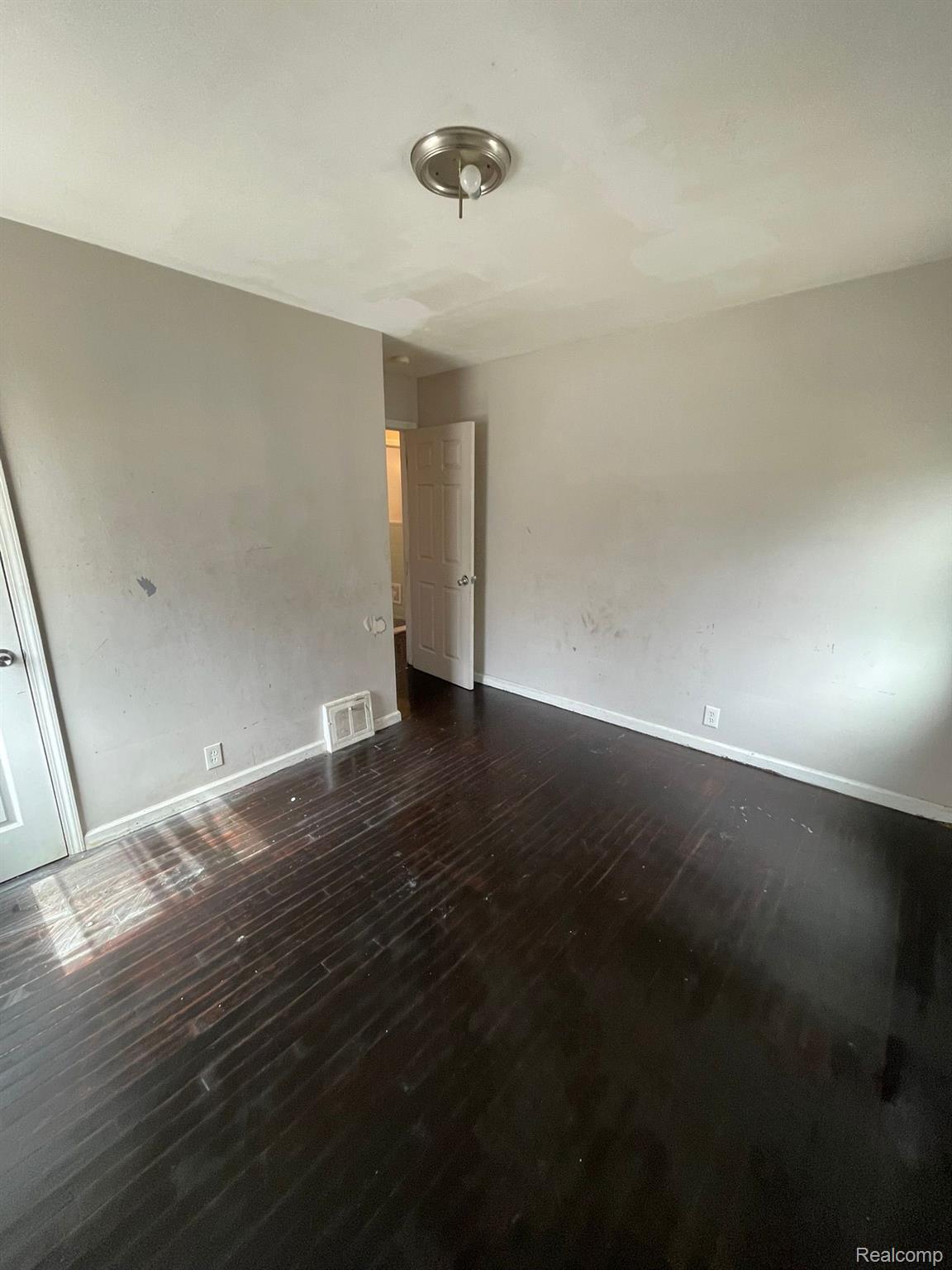 16500 Eastburn Street Property Photo 12
