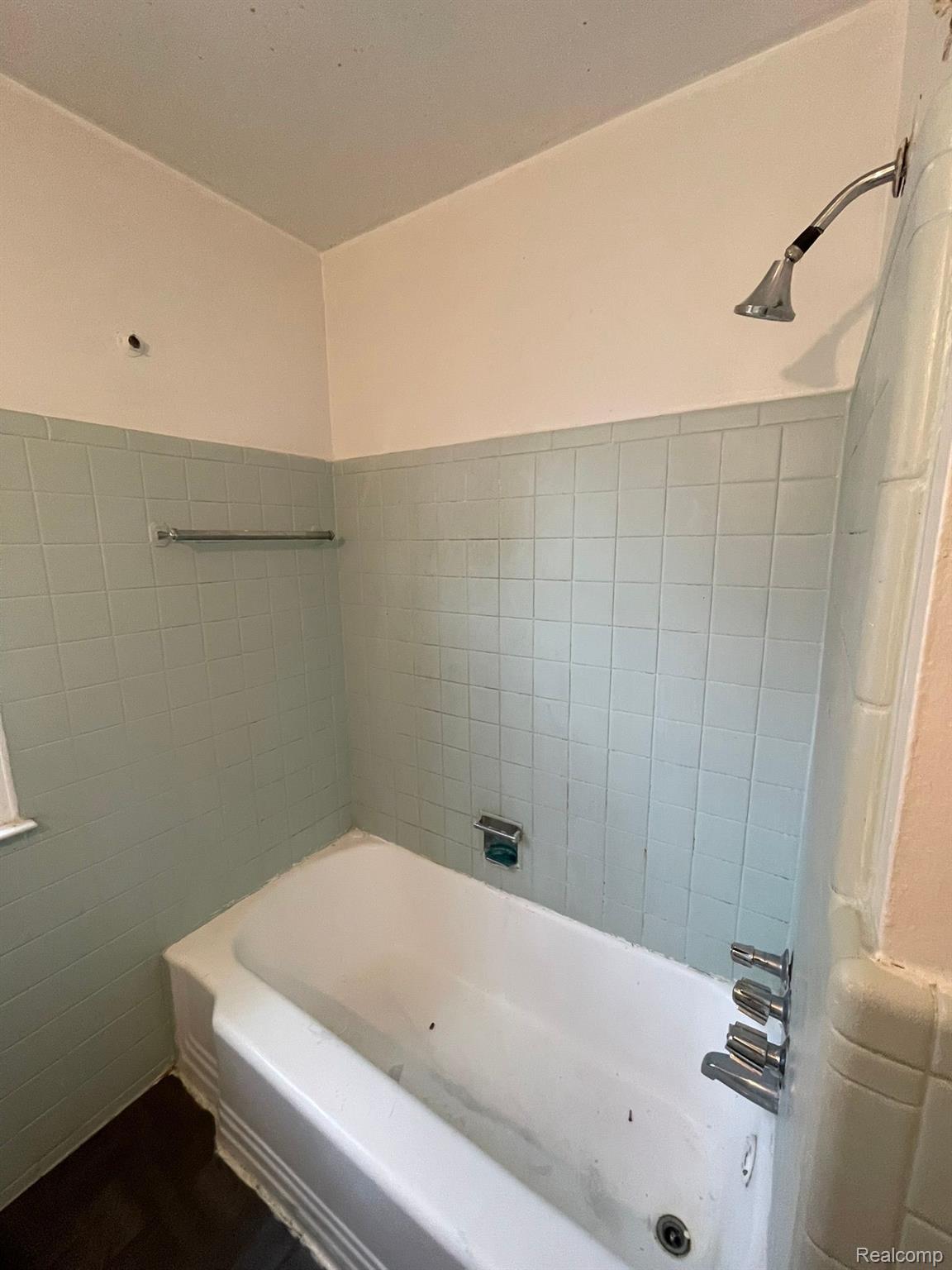 16500 Eastburn Street Property Photo 14