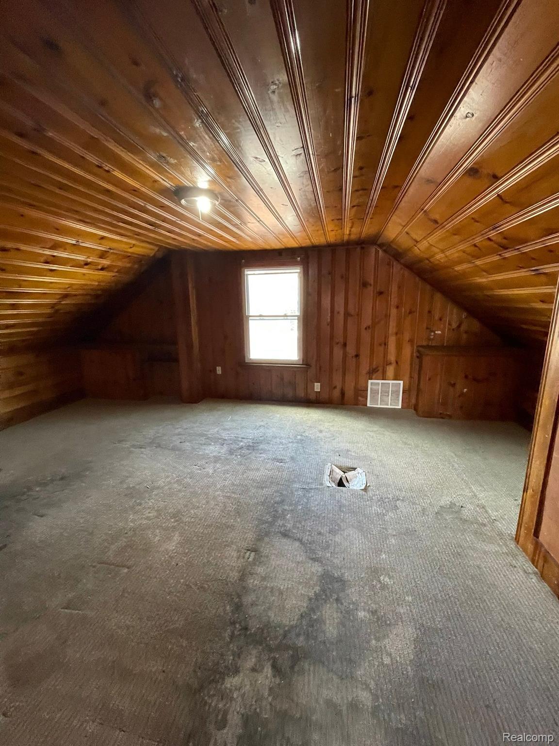 16500 Eastburn Street Property Photo 16