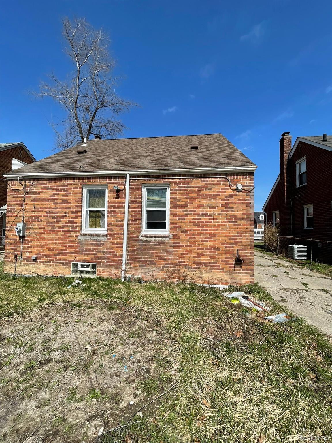 16500 Eastburn Street Property Photo 28